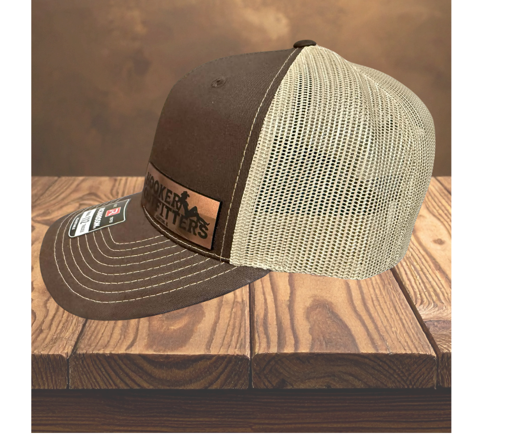 Brown with small copper patch Side.png