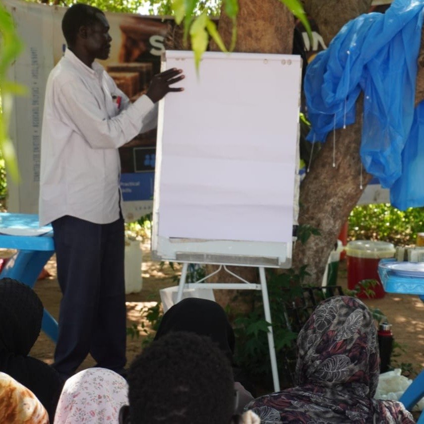 #educationanddramaforpeace Our Business Skills trainer, also a #refugee from #Sudan, sets up for training in the #refugee #camp in Chemedi, South Sudan. #peaceinSudan
