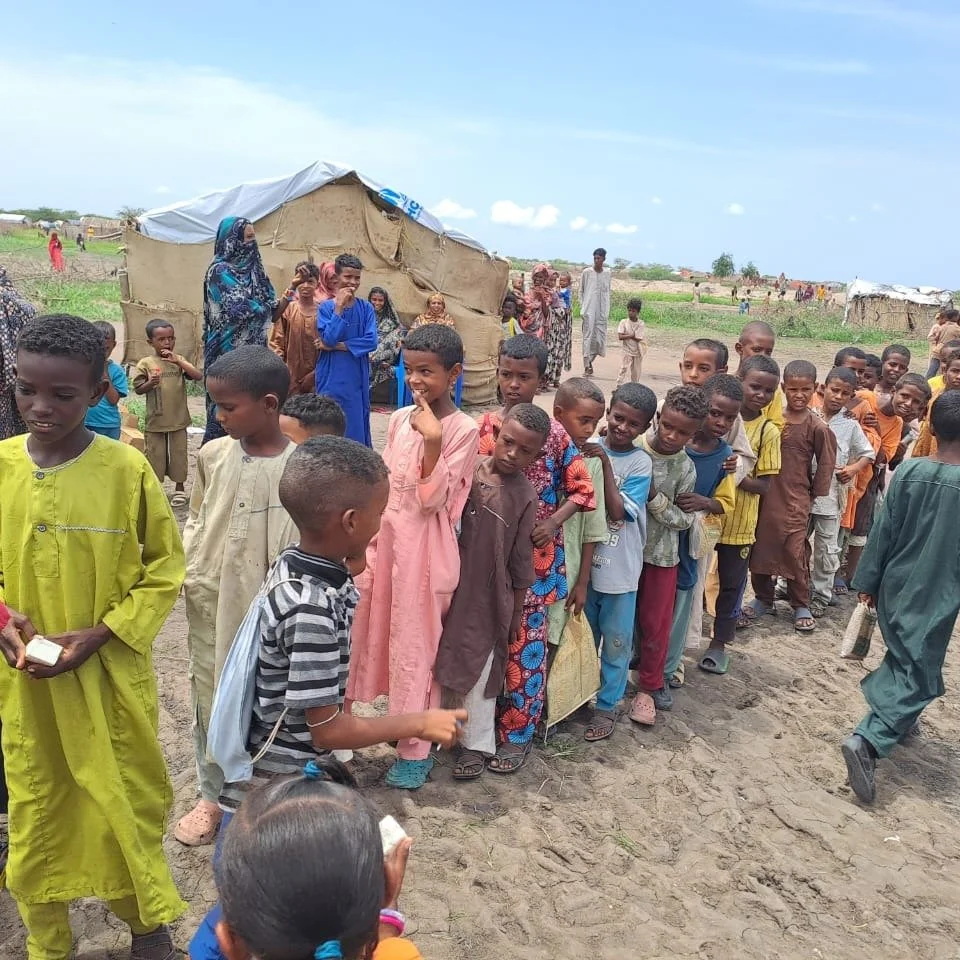#educationanddramaforpeace#WASH #sudanese #refugee children line up to receive the soap made by their mothers at EDP's soap production training at Chemedi #refugeecamp. #peaceinSudan