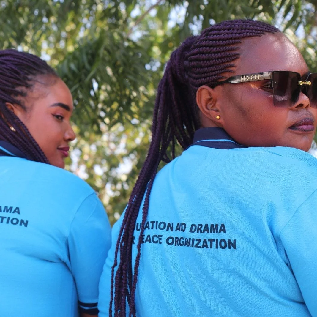 #educationanddramaforpeace Two of our amazing volunteers#peaceinSudan
