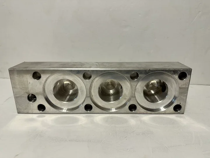 Hallco Head Manifold