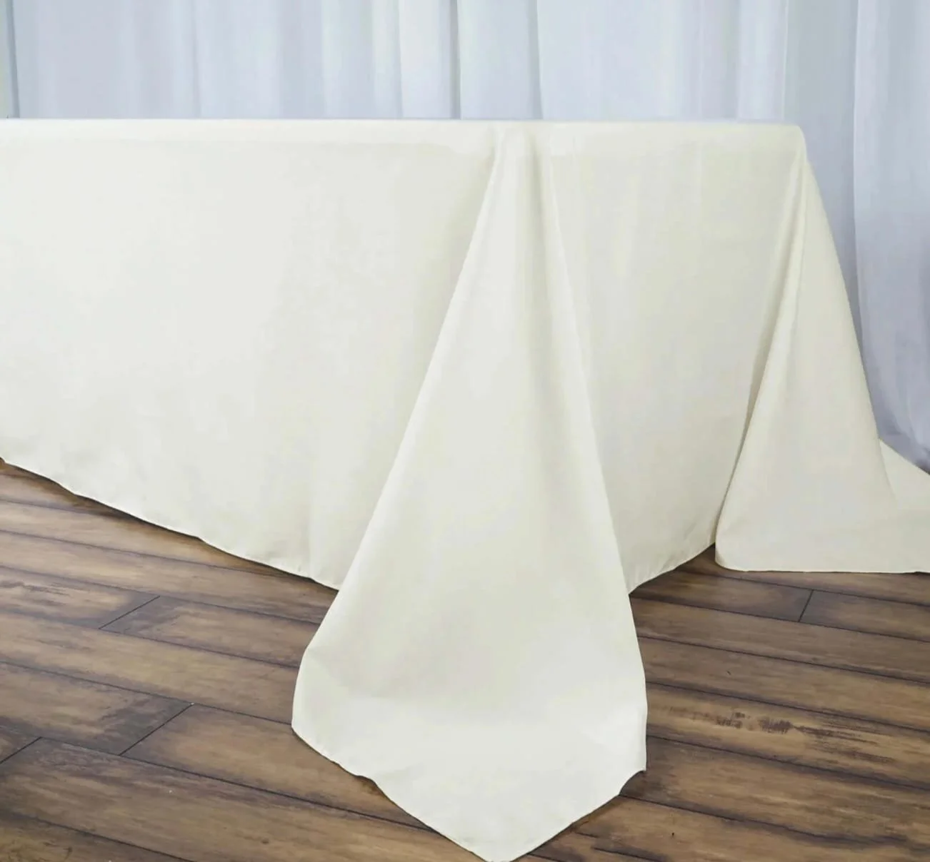 ivory tablecloth.jpeg
