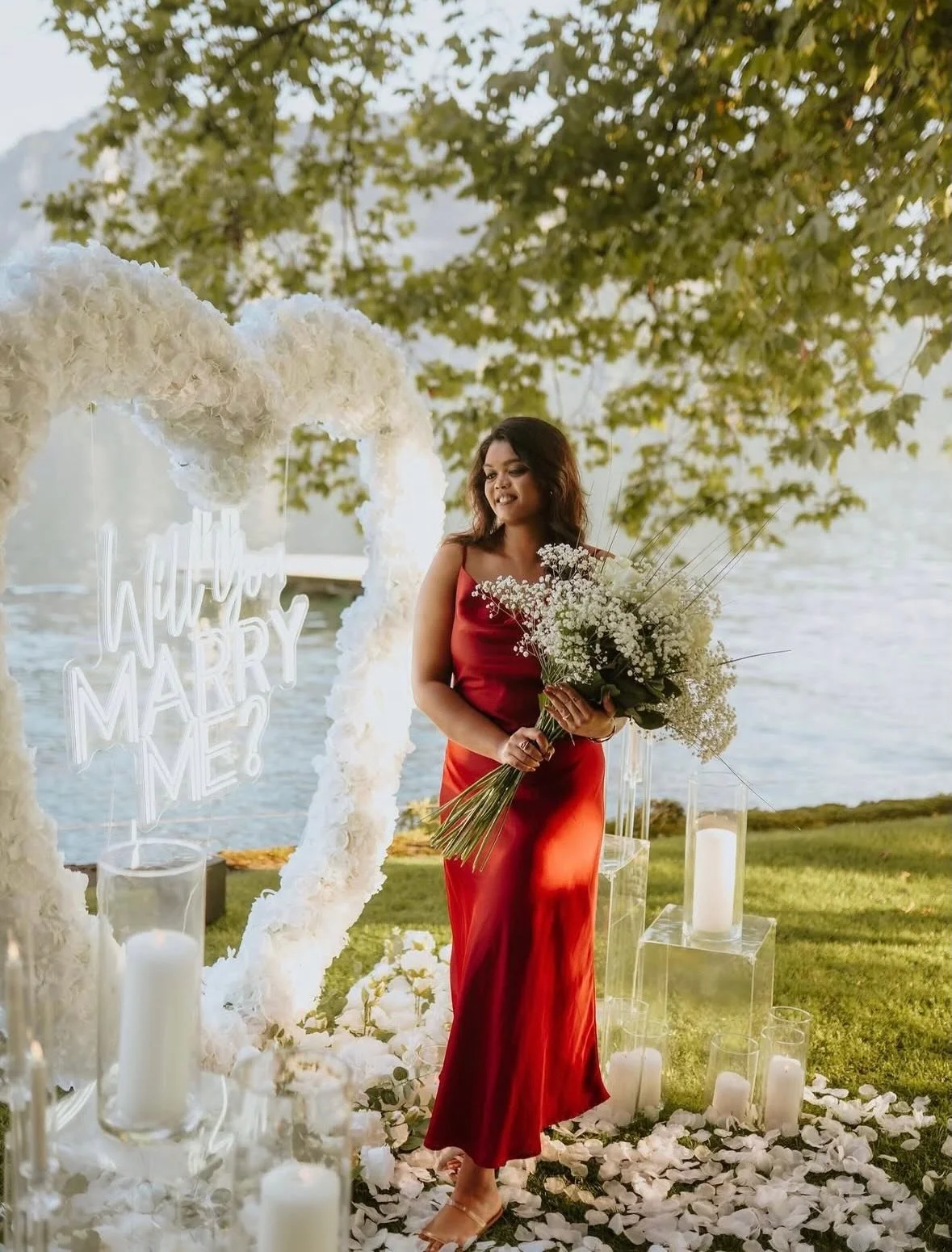 💍🇨🇭
It was a great pleasure for me to plan and execute Gobika &amp; Jena&rsquo;s unforgettable marriage proposal at the Campus Hotel Hertenstein on Lake Lucerne.

Many thanks to Lisa @weddingsbyizu for the beautiful pictures that will preserve thi