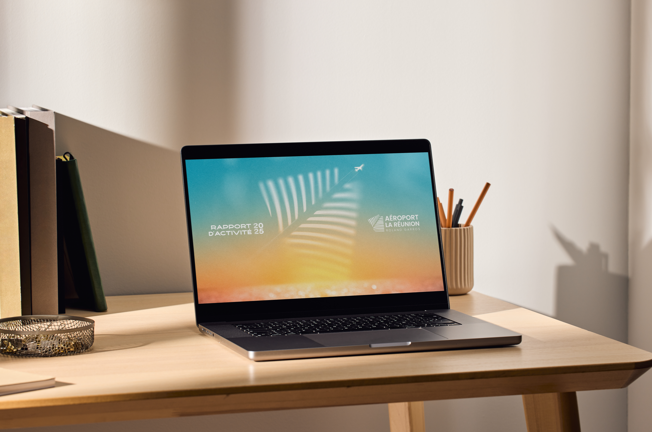 Cover-RA-ARRG-mockup-Laptop.png