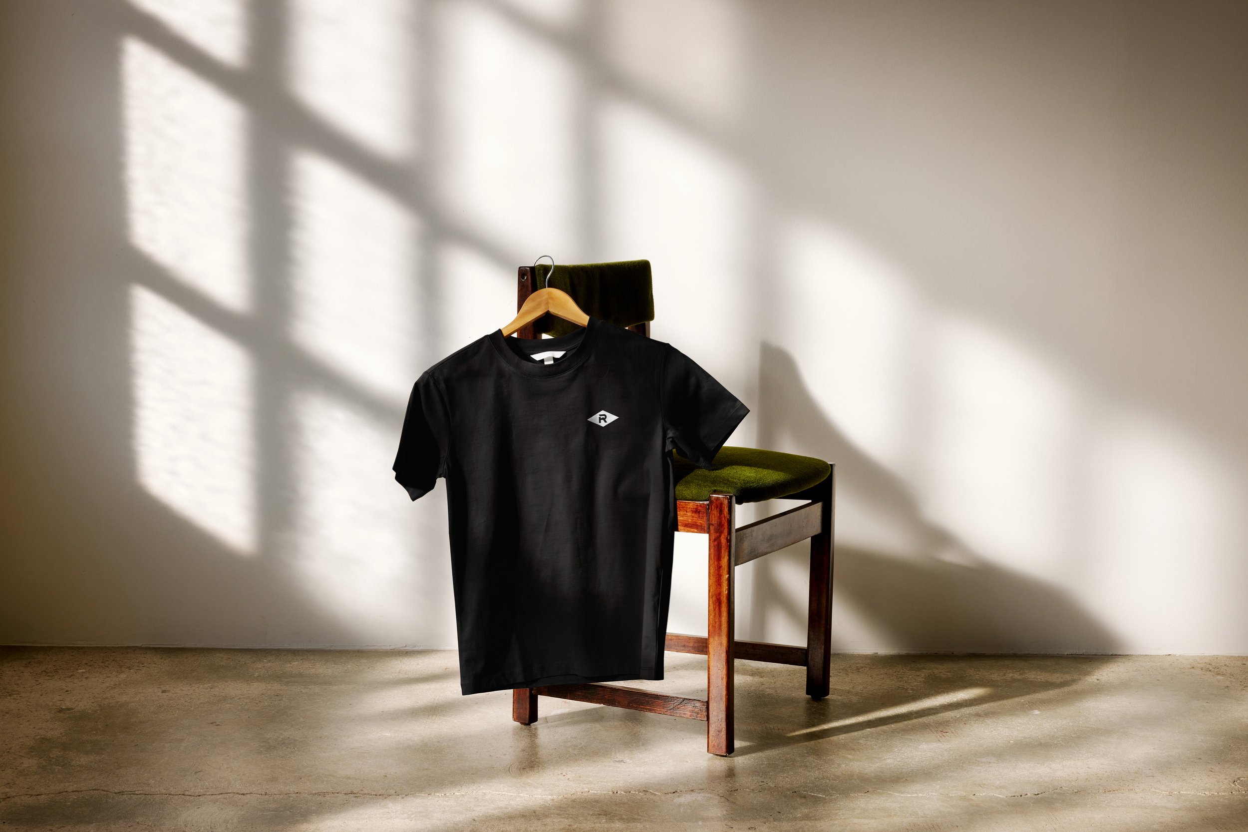 mockup-tshirt-Ravate.jpg