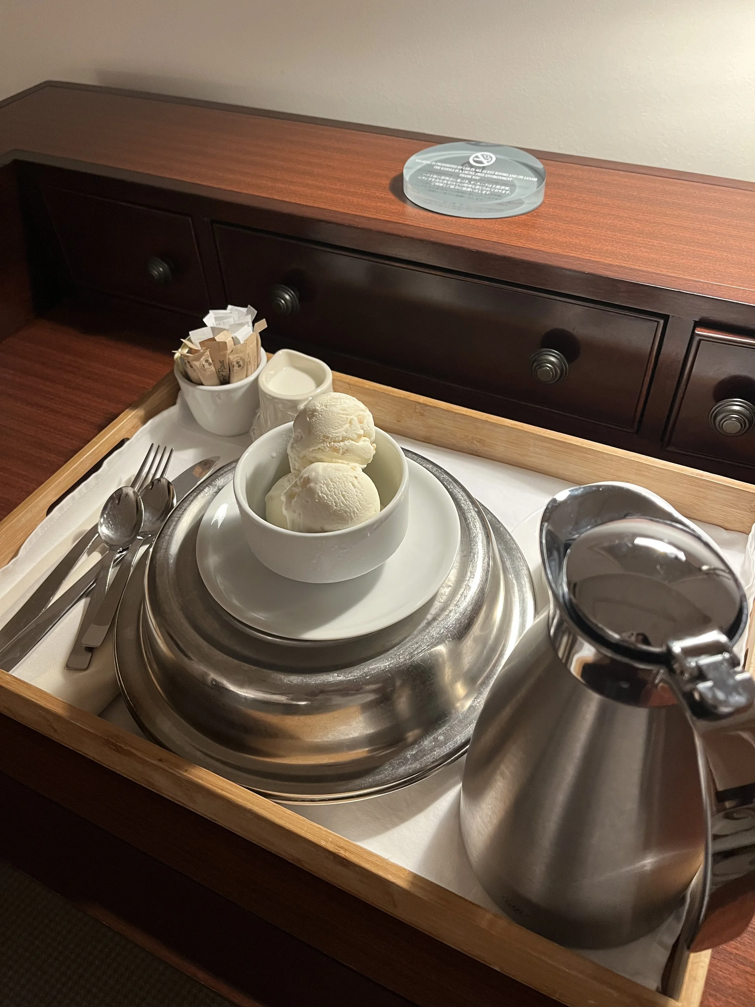the in-room dining service for ice cream dessert at the Kahala Resort