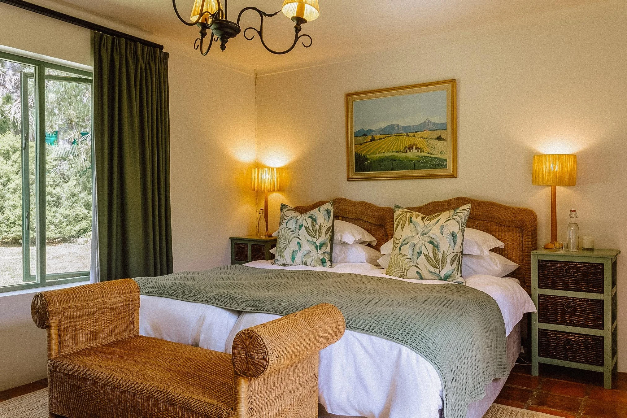 Moyas-Vineyard-MvR-2026-02-Interior-Bedroom-4-001.jpg