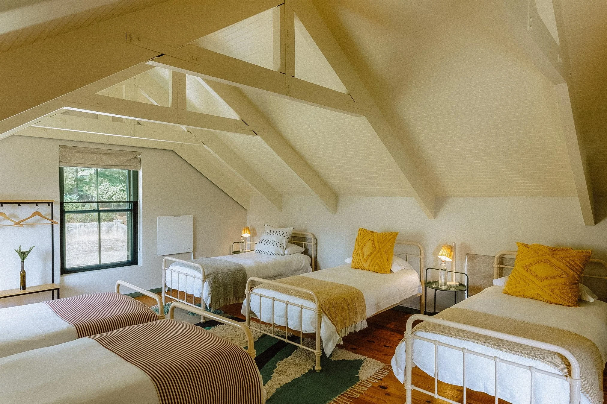 Moyas-Vineyard-MvR-2026-02-Interior-Bedroom-7-001.jpg