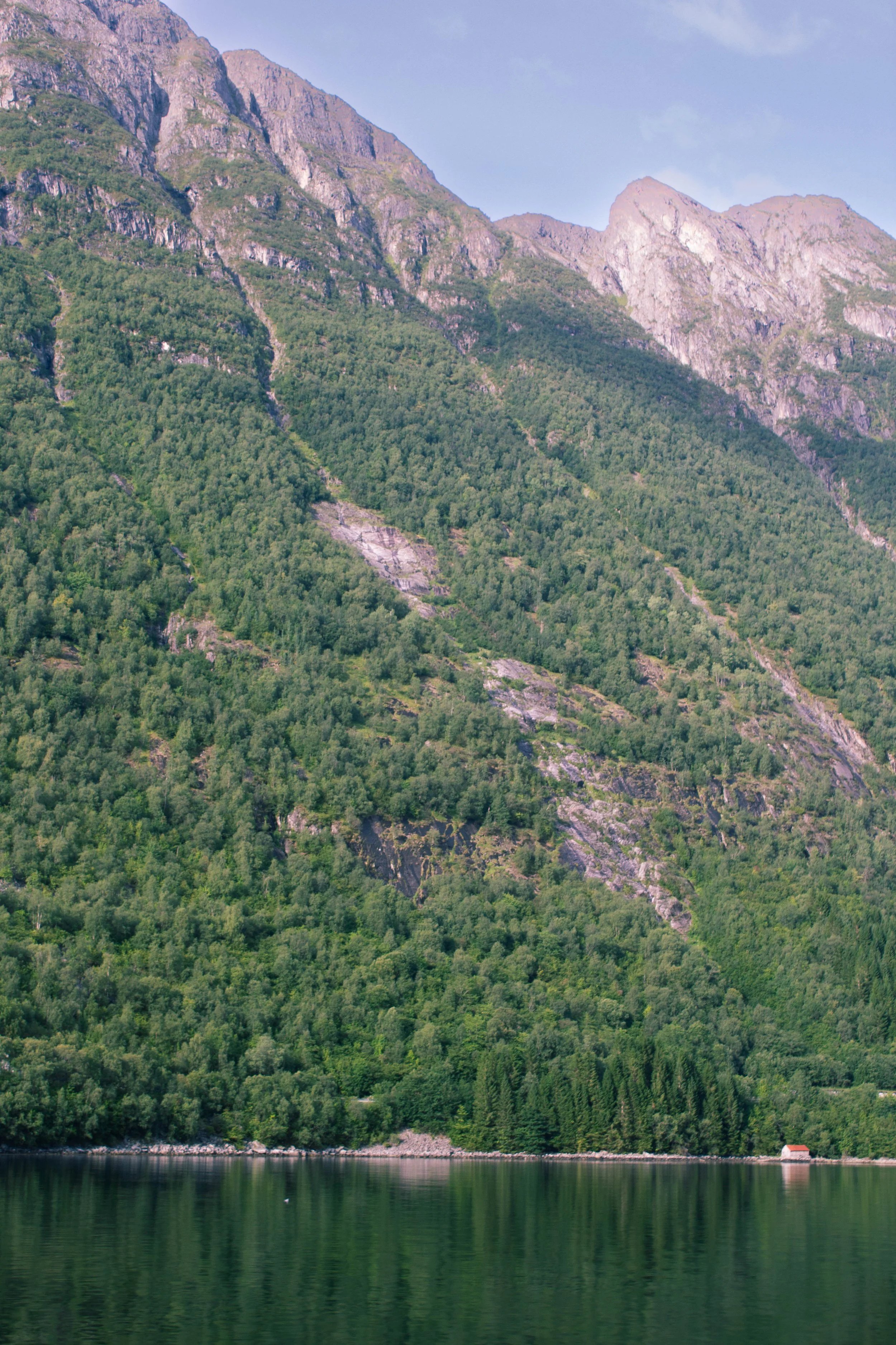 LITTLE HOUSE-BIG MOUNTAIN (1 of 1).jpg