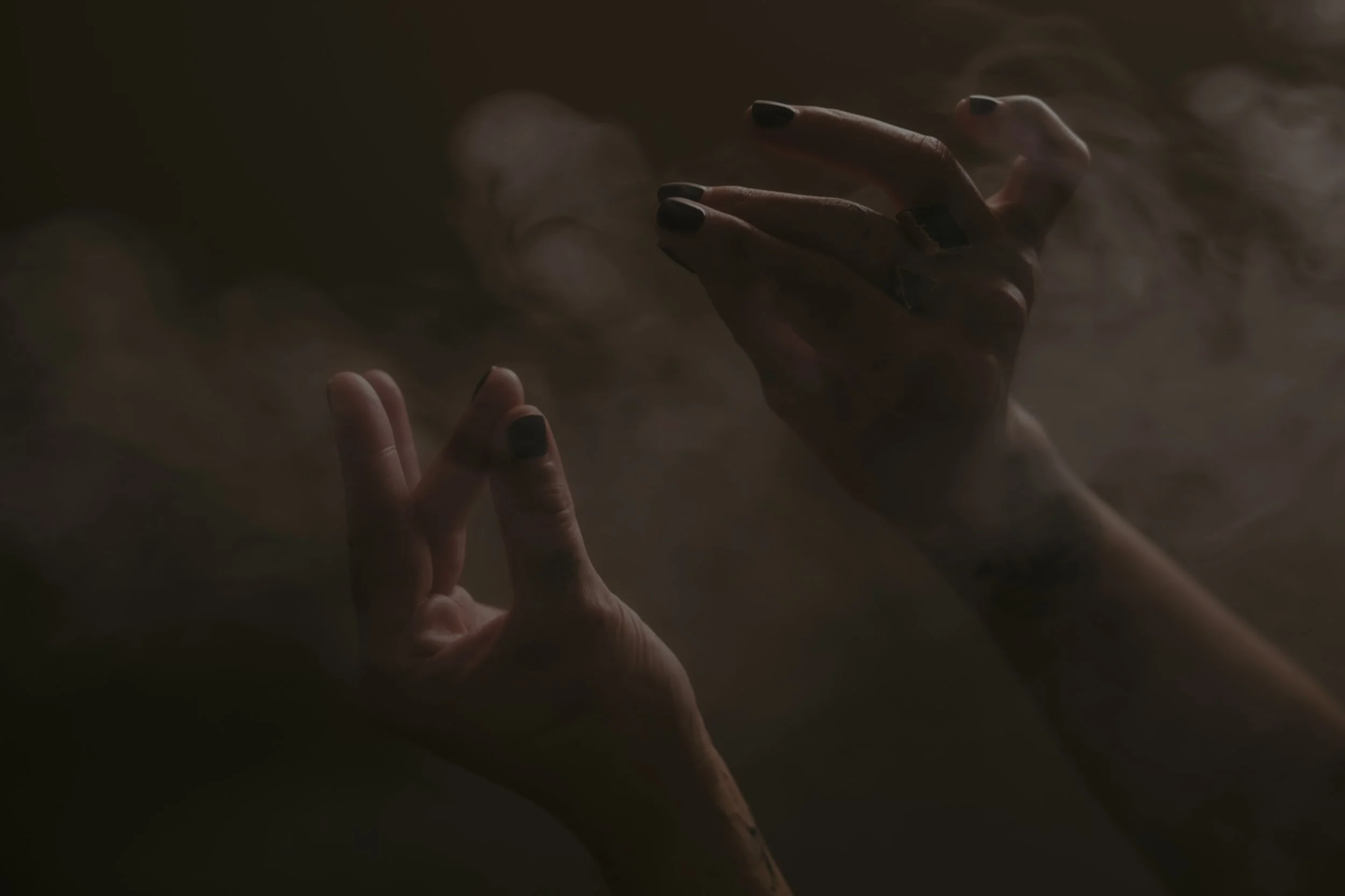 Hands in spinal energetics. Somatic healing, energy work