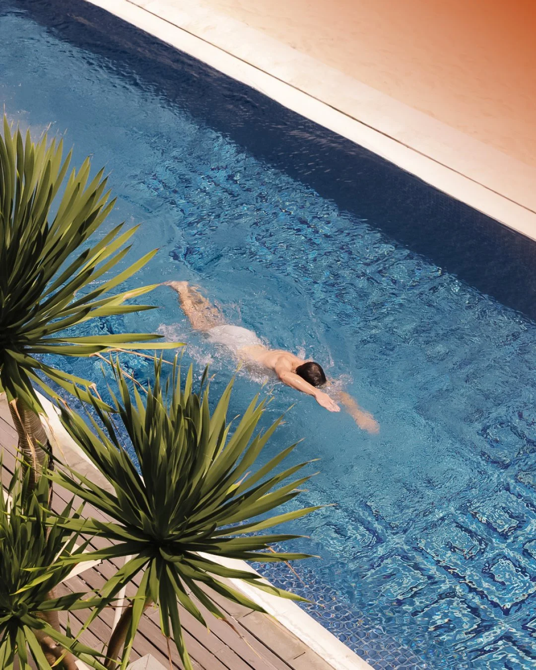 Mar - Feed - #9 Couple Poolside - 2.jpg