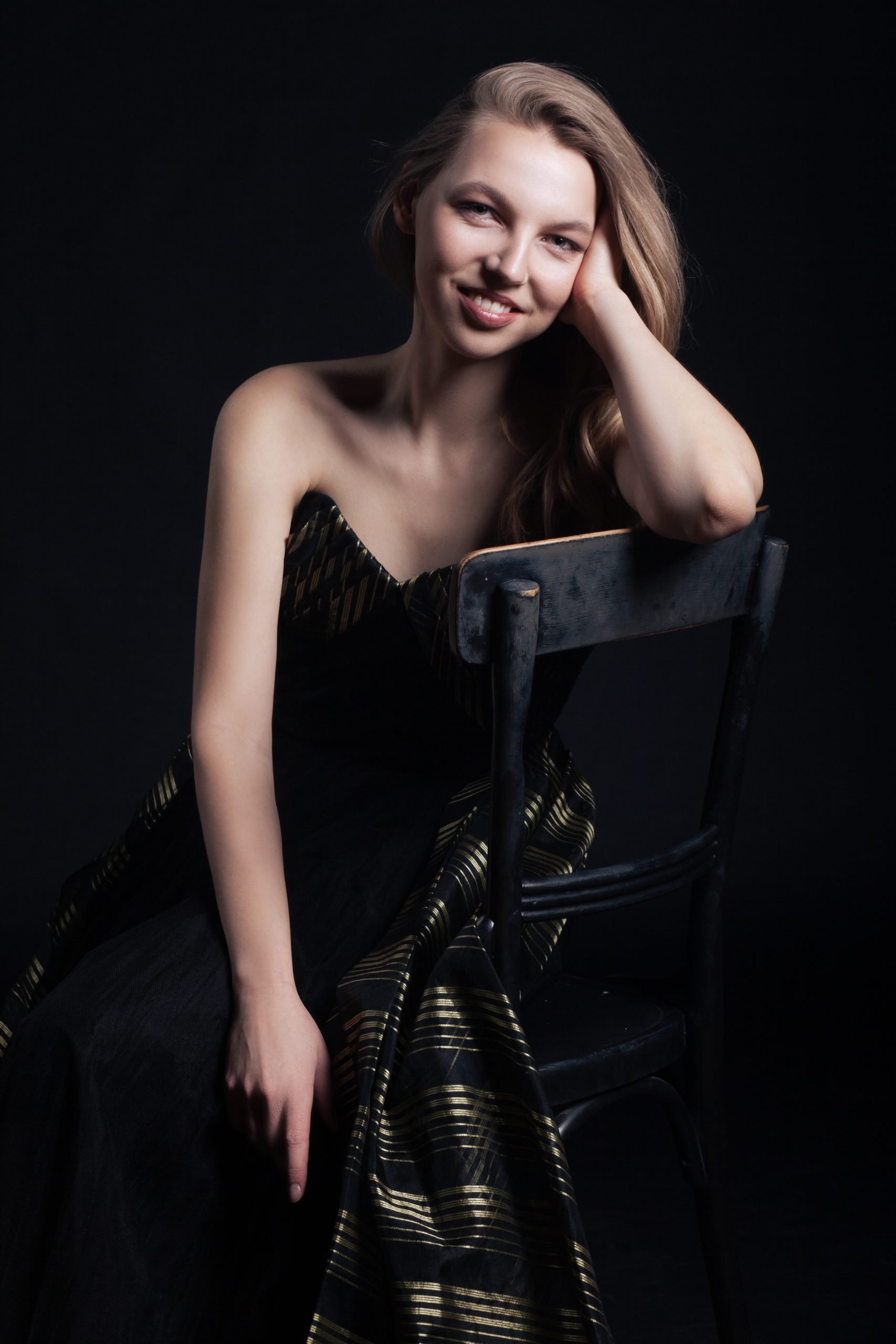 credit_Nelya Agdeeva_Annie021-scaled.jpg