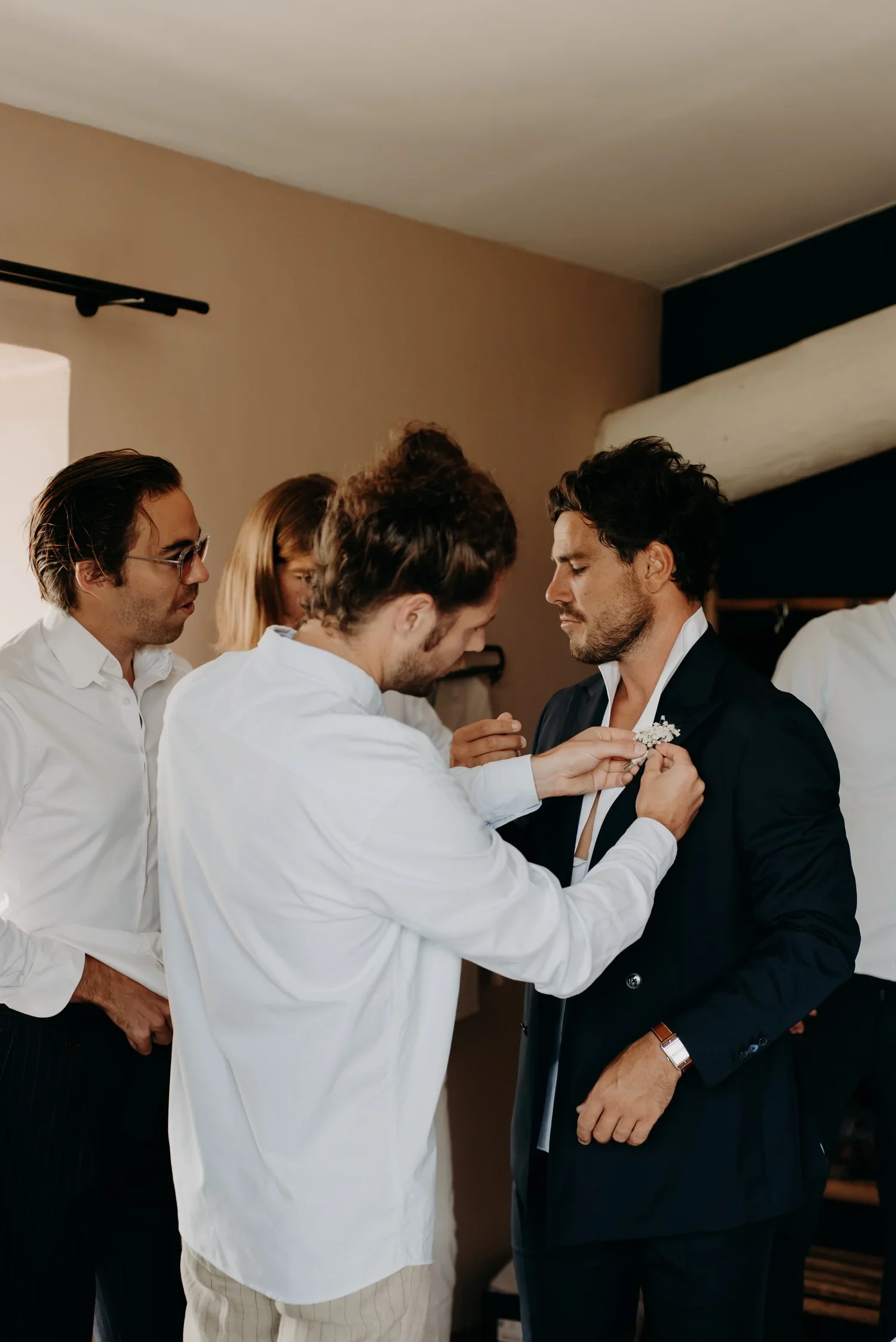 mariage-provence-grange-javon-marine+morgan-thelovers81.jpg.webp