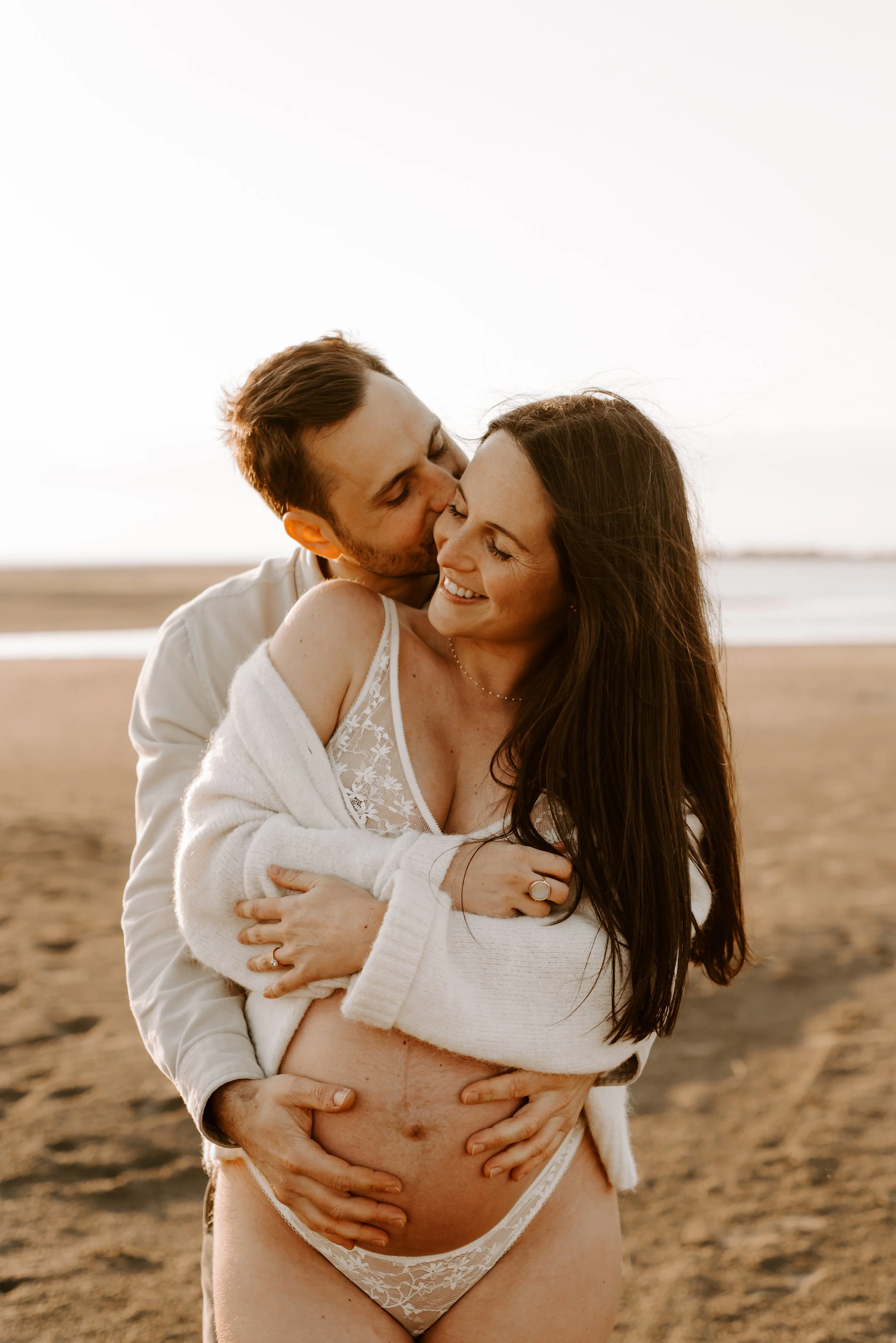 seance-photos-grossesse-plage-espiguette-celia+lucas-thelovers92.jpg