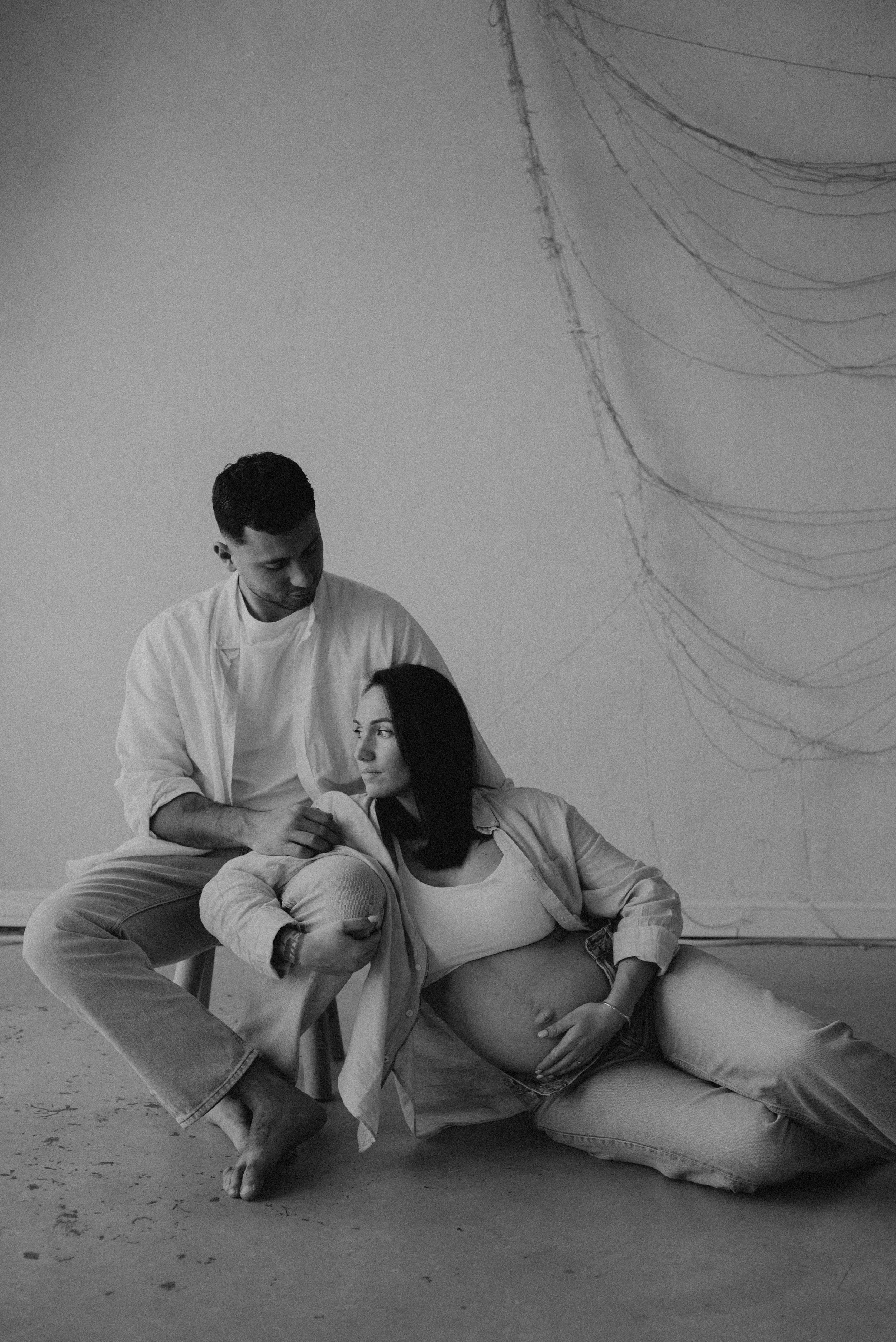 seance-photos-grossesse-studio-slow-yoga-montpellier-the-lovers34.jpg
