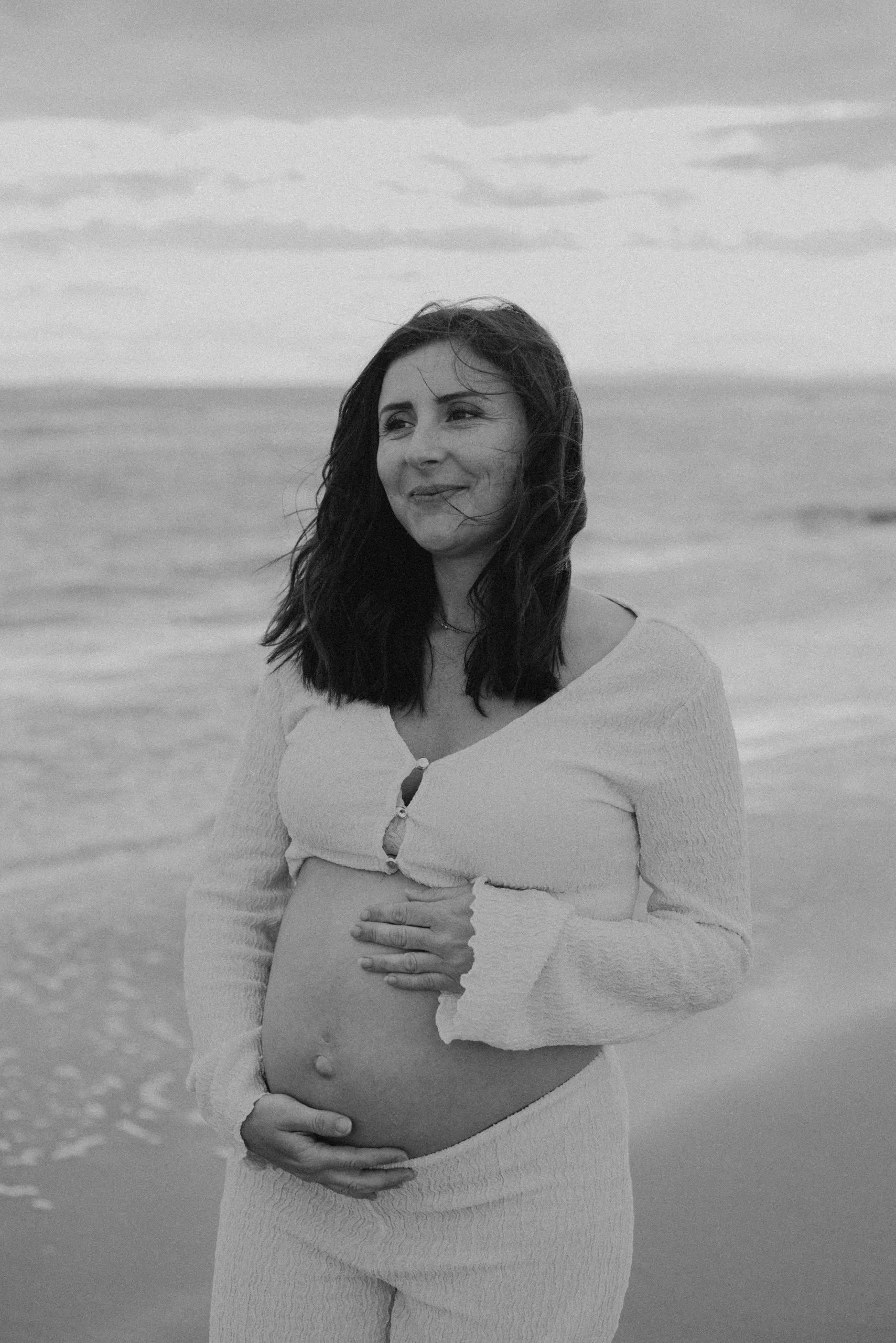 seance-grossesse-plage-espiguette-photographe-julieronaldmarcel-thelovers32.jpg