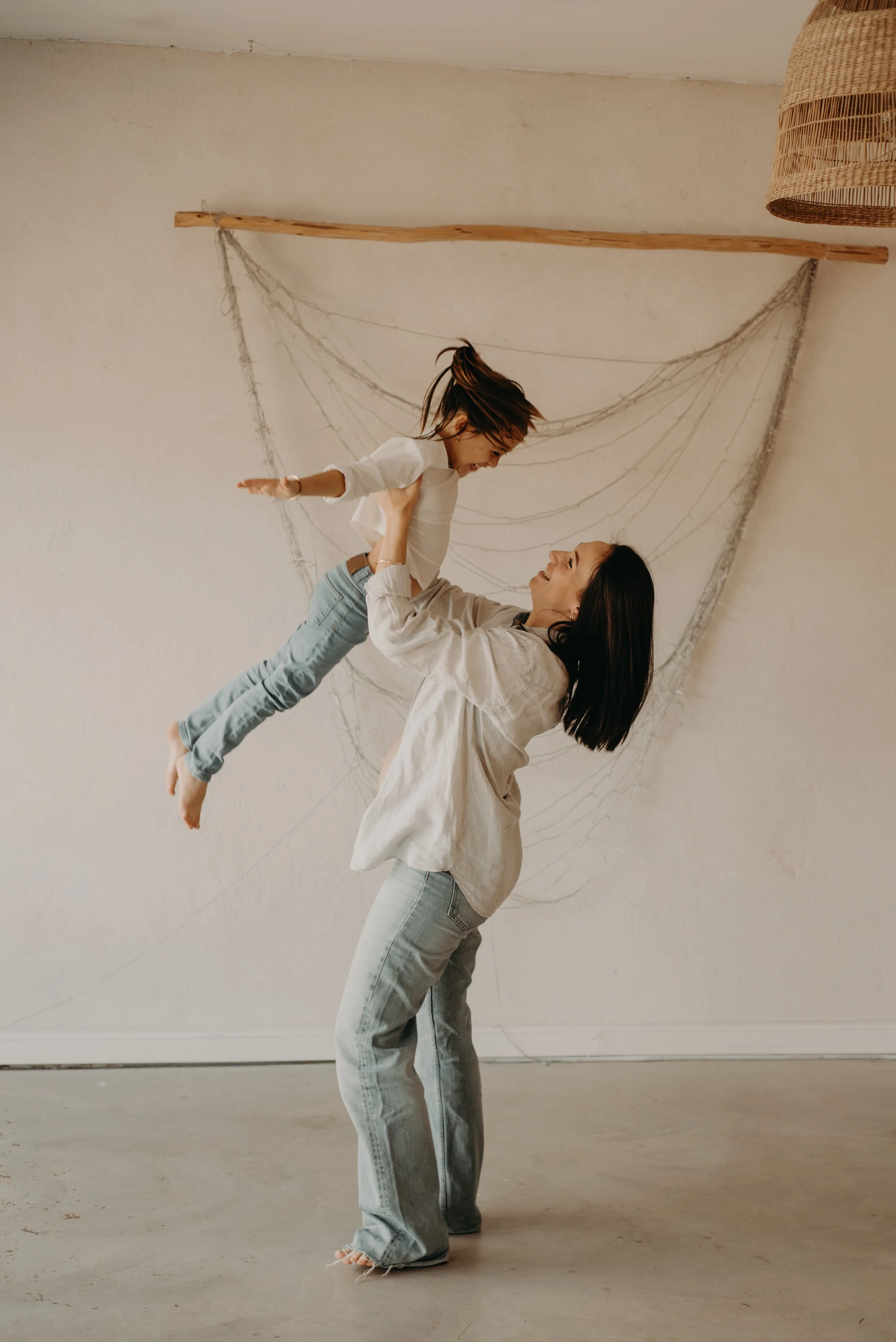 seance-photos-grossesse-studio-slow-yoga-montpellier-the-lovers39.jpg