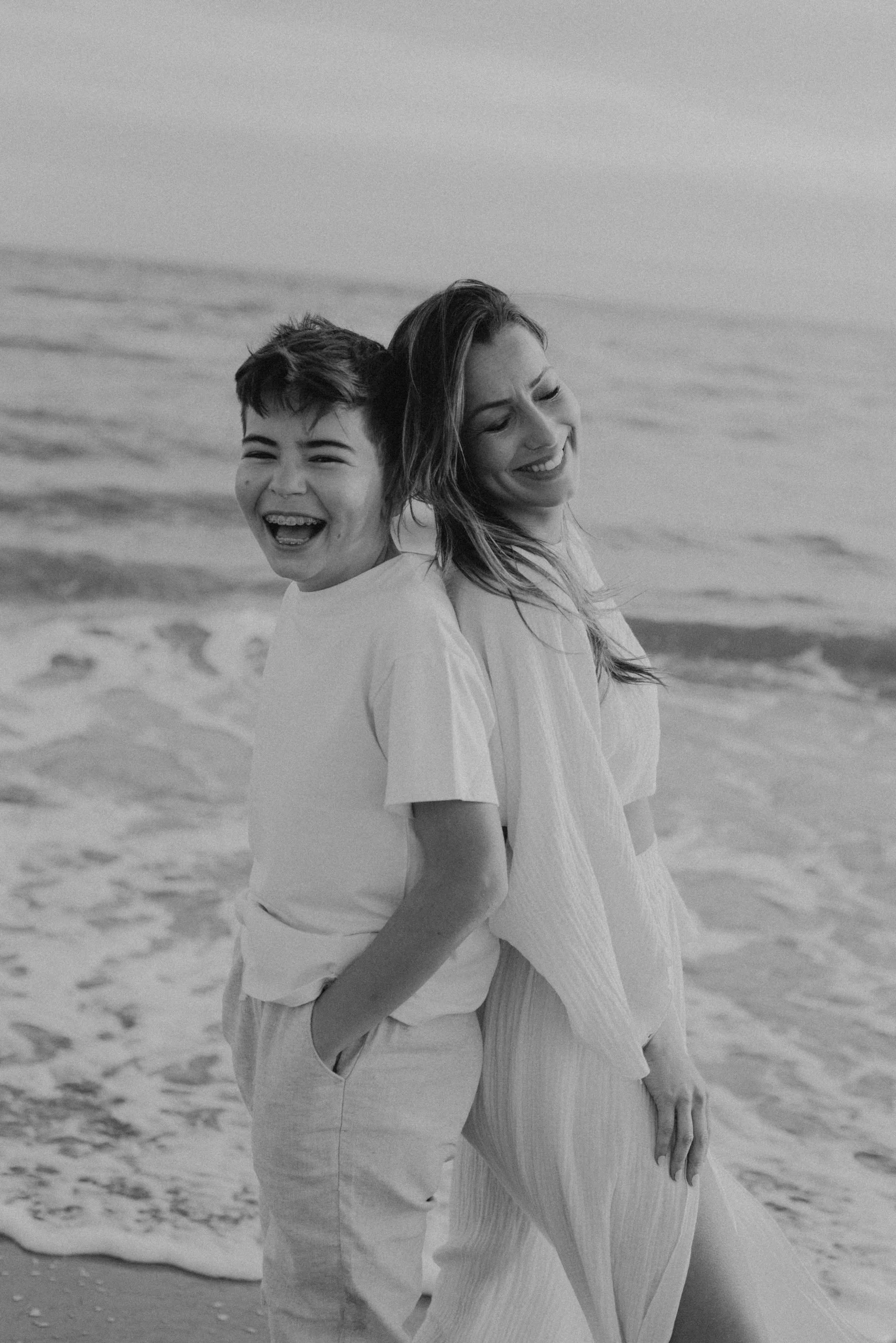 seance-photos-famille-plage-espiguette-thelovers42.jpg