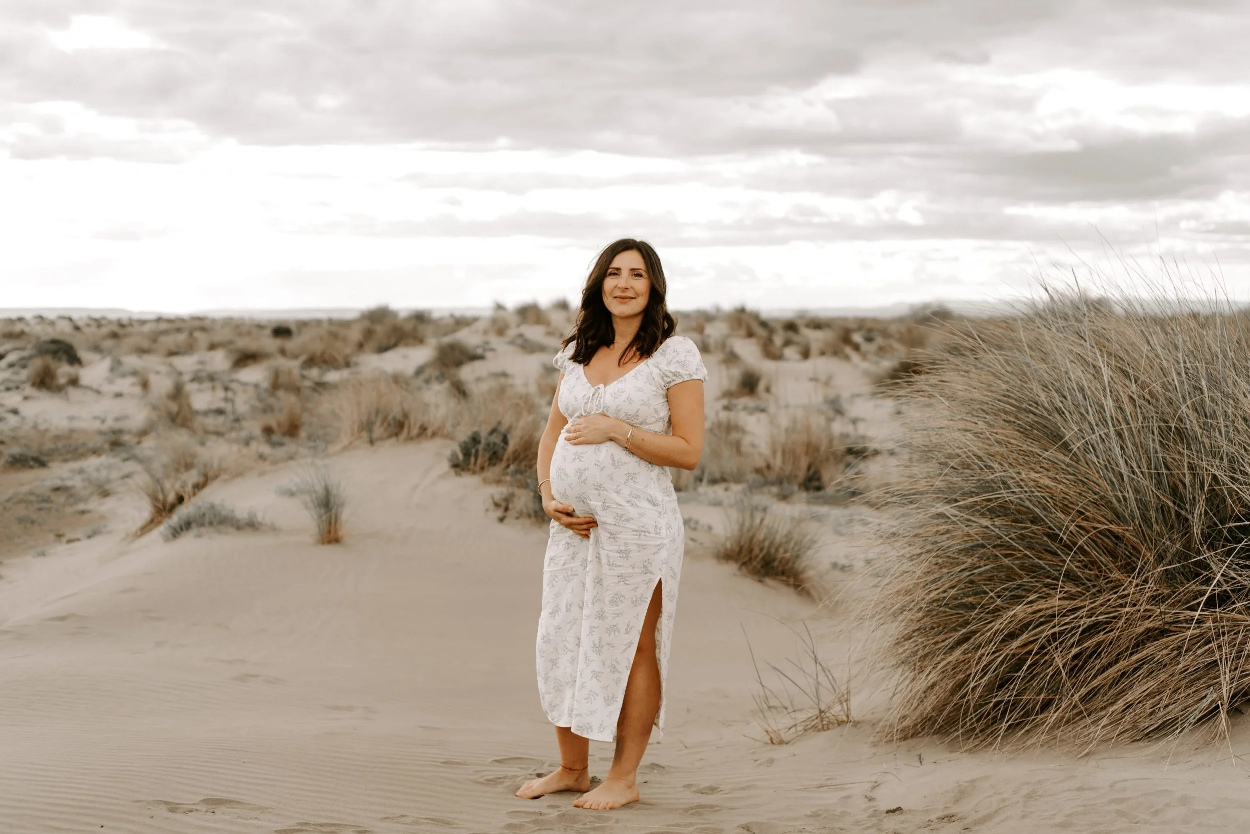 seance-grossesse-plage-espiguette-photographe-julieronaldmarcel-thelovers19.jpg
