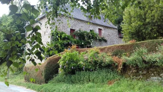 la-ville-malet-becherel-cite-du-livre-thierry-claudon-2.jpg