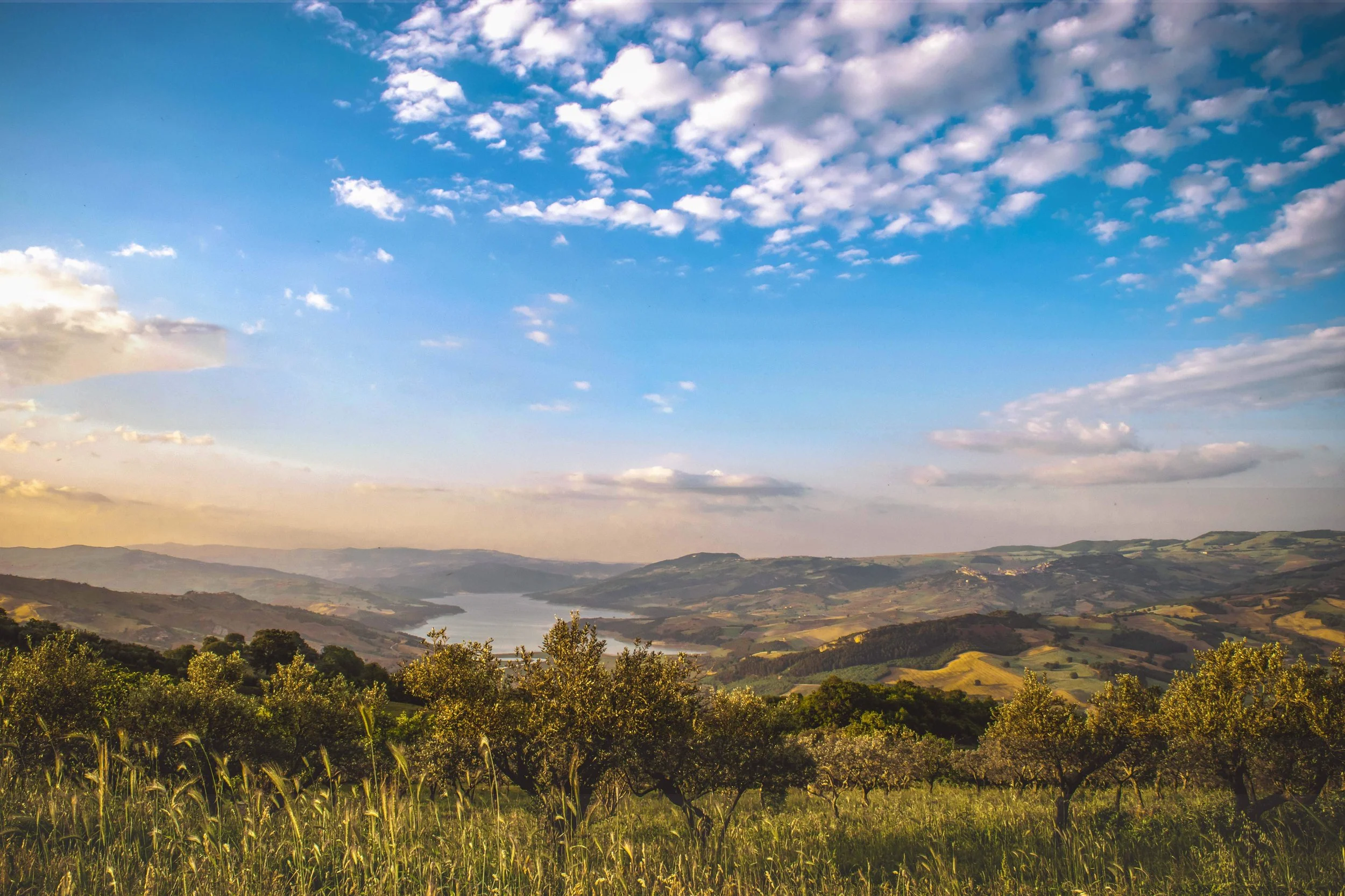 Panorama valle del lago di Occhito