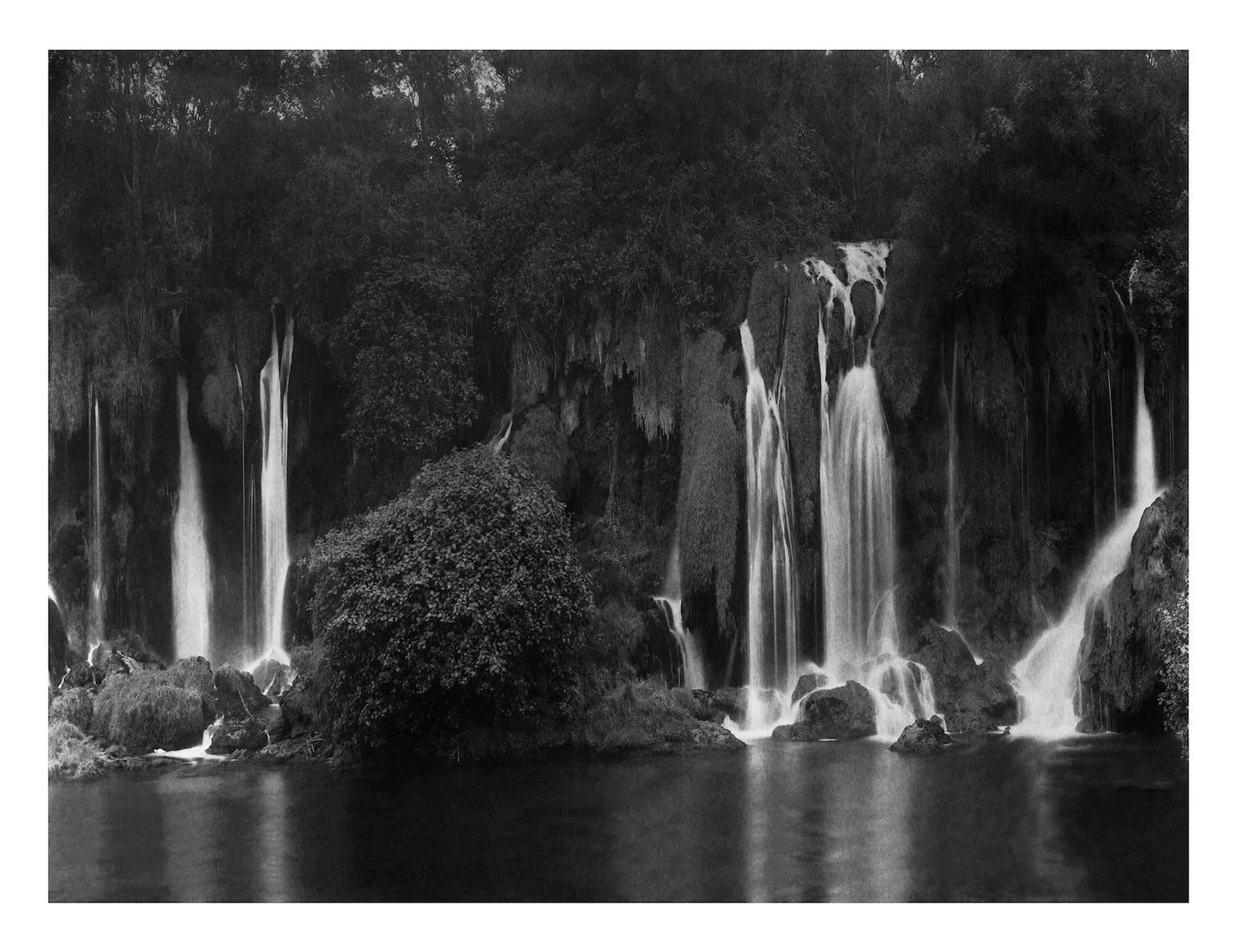 Kravice Falls, 100 x 130 cm, Bosnia-Heregovina 2023 