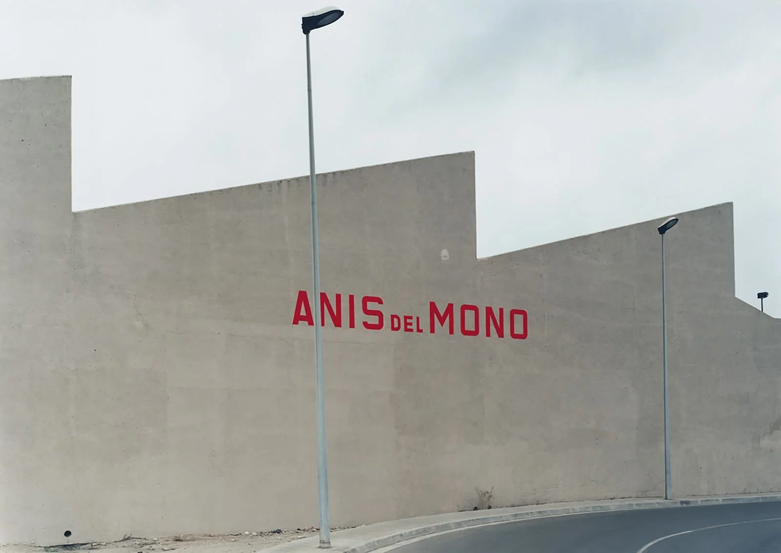 Fabrica de L'Anis del Mono, 120 x 160 cm, Barcelona 1998