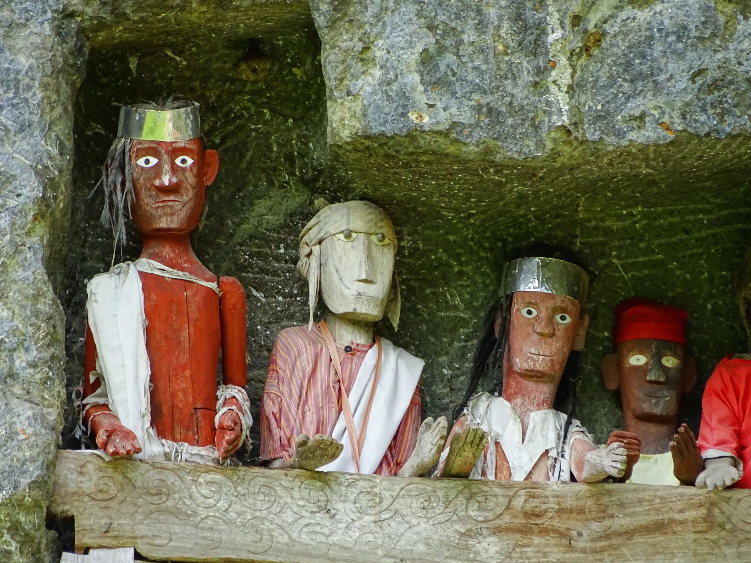 Why can’t a son in Torajaland rest until he’s had an effigy made of a deceased relative?