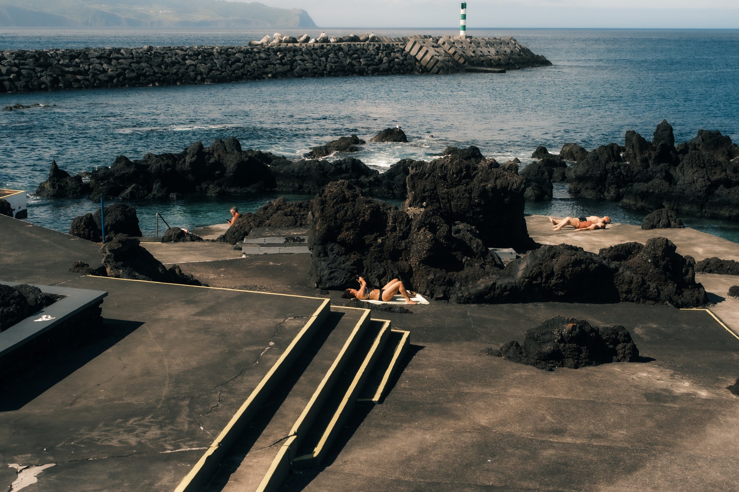 Minding Your Own Sunny Me-Time_6240 x 4160_David Kern.jpg