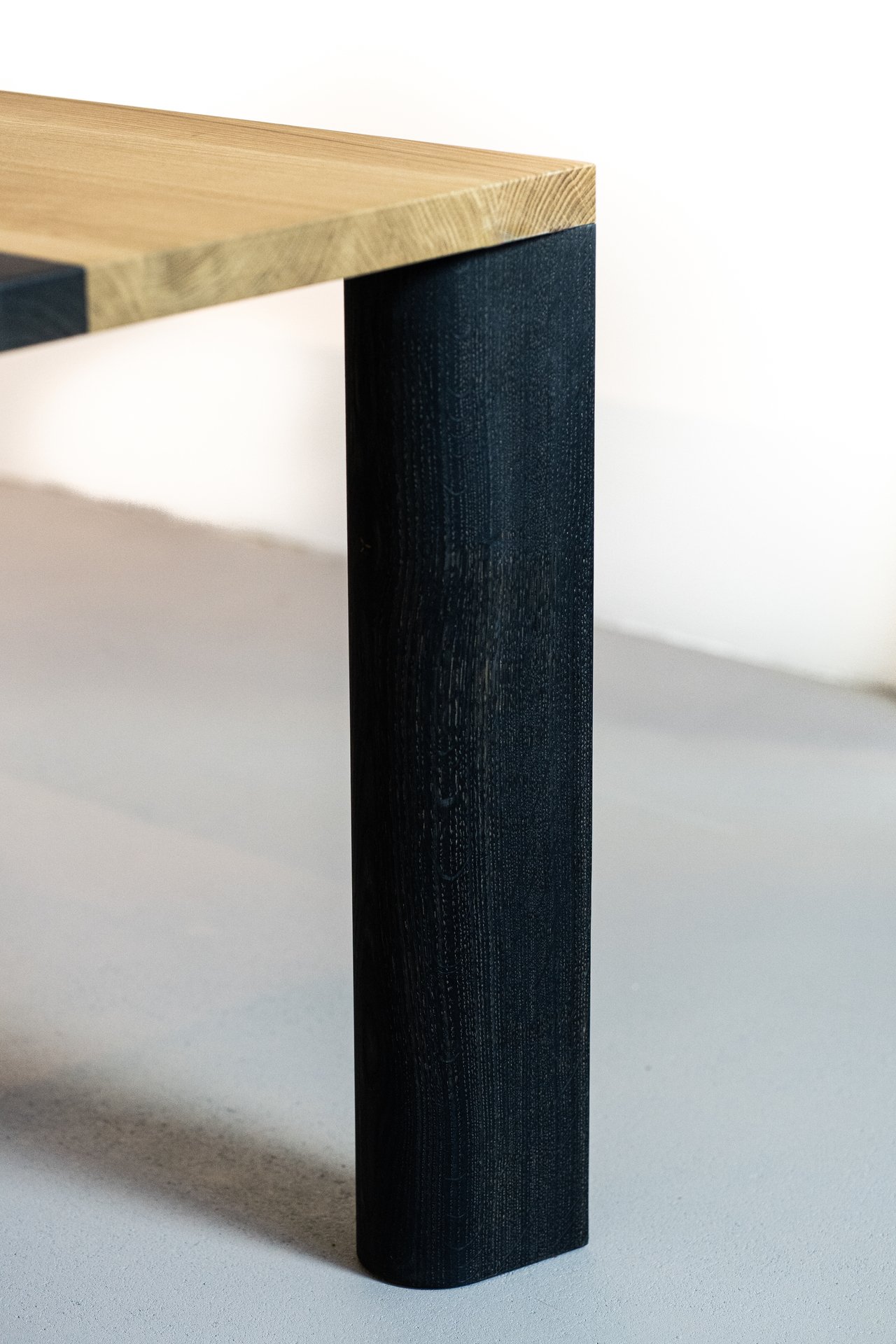 Transnatural_Merel_Karhof_Air_Foil_Table_03.jpg