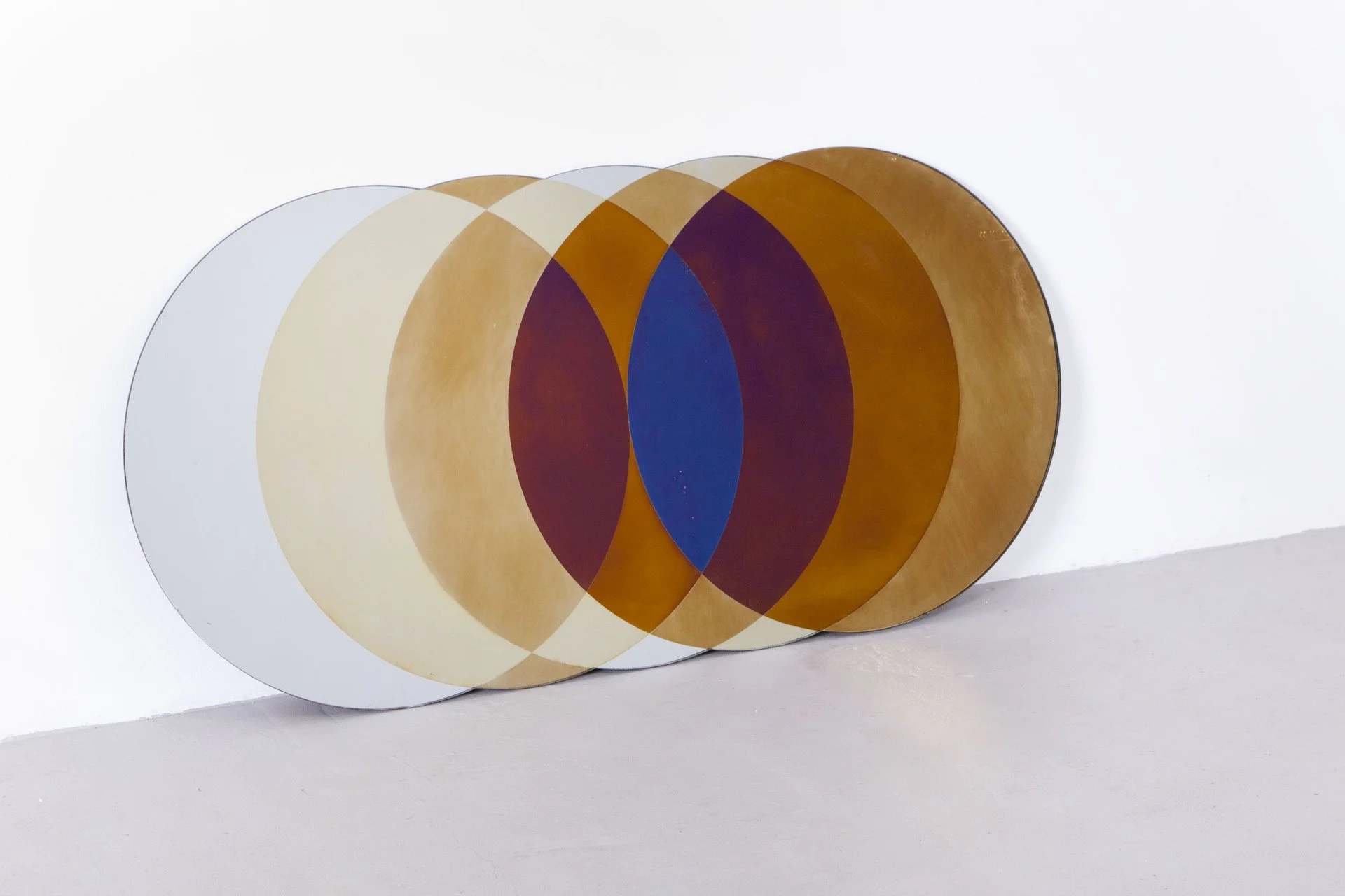 5.transnatural_lex_pott&david_derksen_transiencemirror_circle_large_03.jpg
