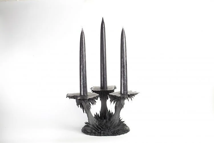 Gravity Candle Holder Black  | Jólan van der Wiel