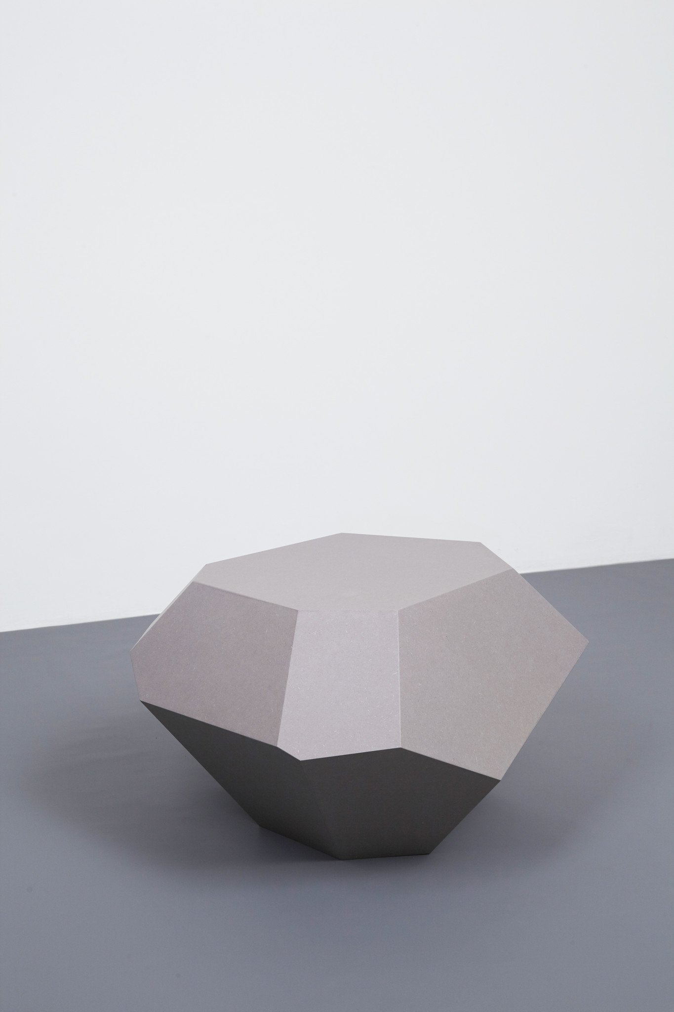 Transnatural_AadKruiswijk_Mineralism_concretegrey(4).jpg