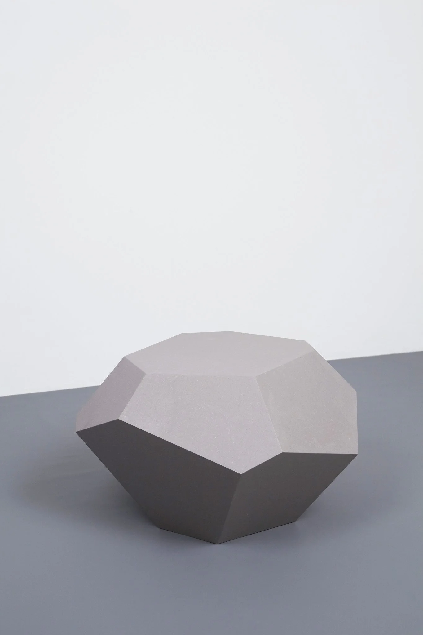 Transnatural_AadKruiswijk_Mineralism_concretegrey(2).jpg