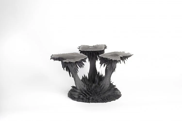 Transnatural_Jólan_van_der_Wiel_Gravity Candle Holder (6).jpg