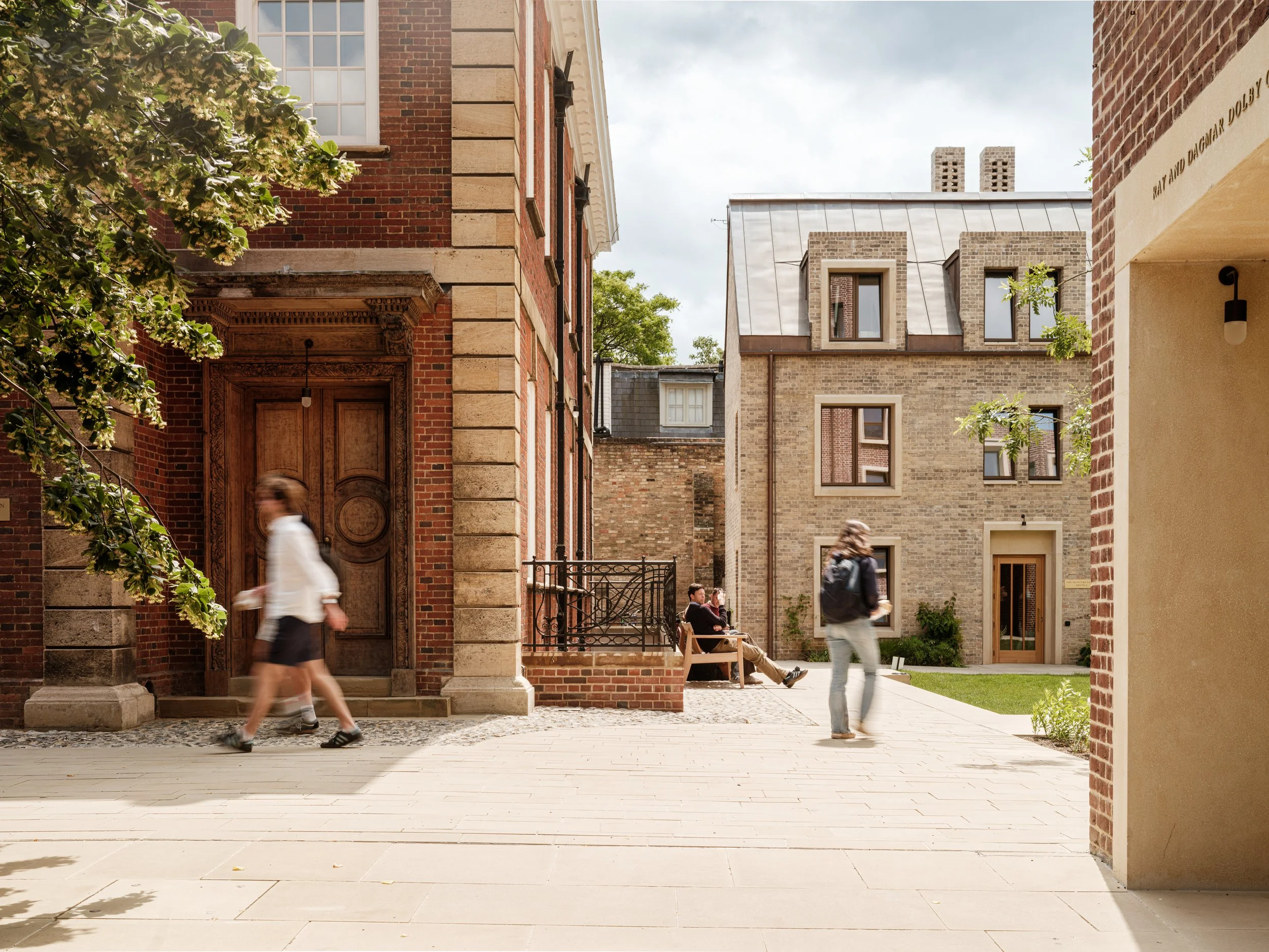 Fred+Howarth+Photography_Pembroke+College_03.jpg