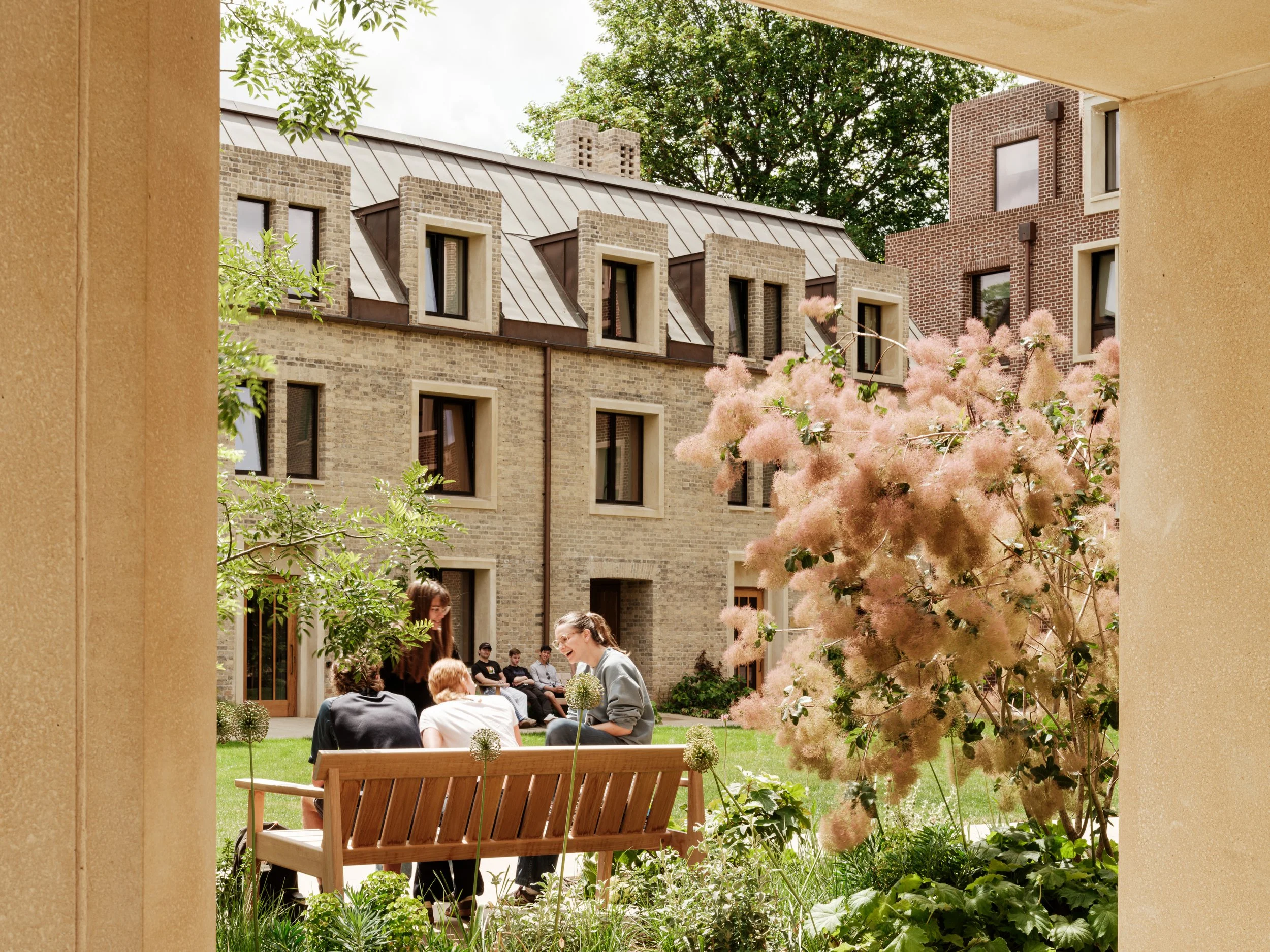 Fred+Howarth+Photography_Pembroke+College+Dolby+Court_11.jpg