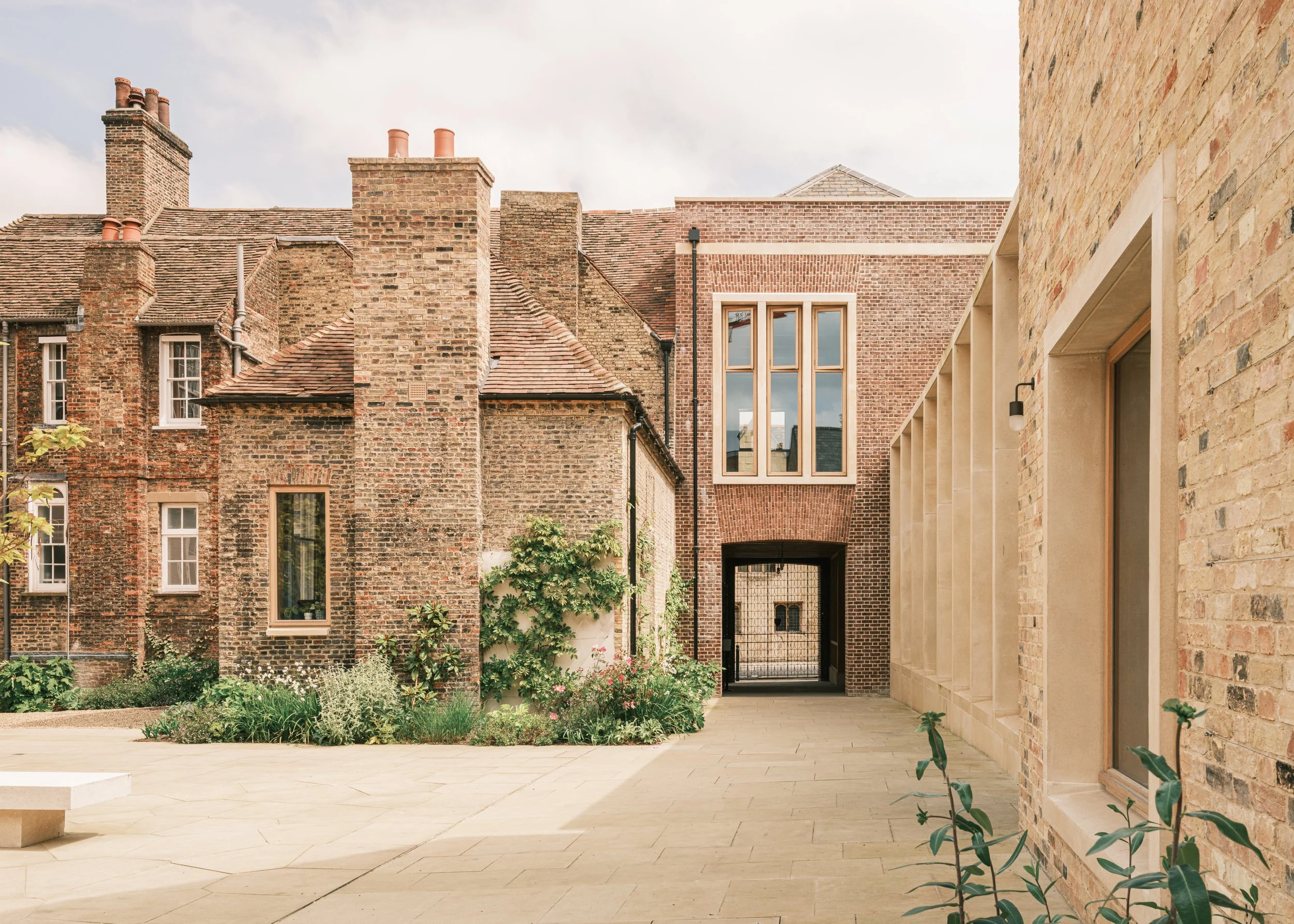 Fred+Howarth+Photography_Pembroke+College+Phase1-8.jpg