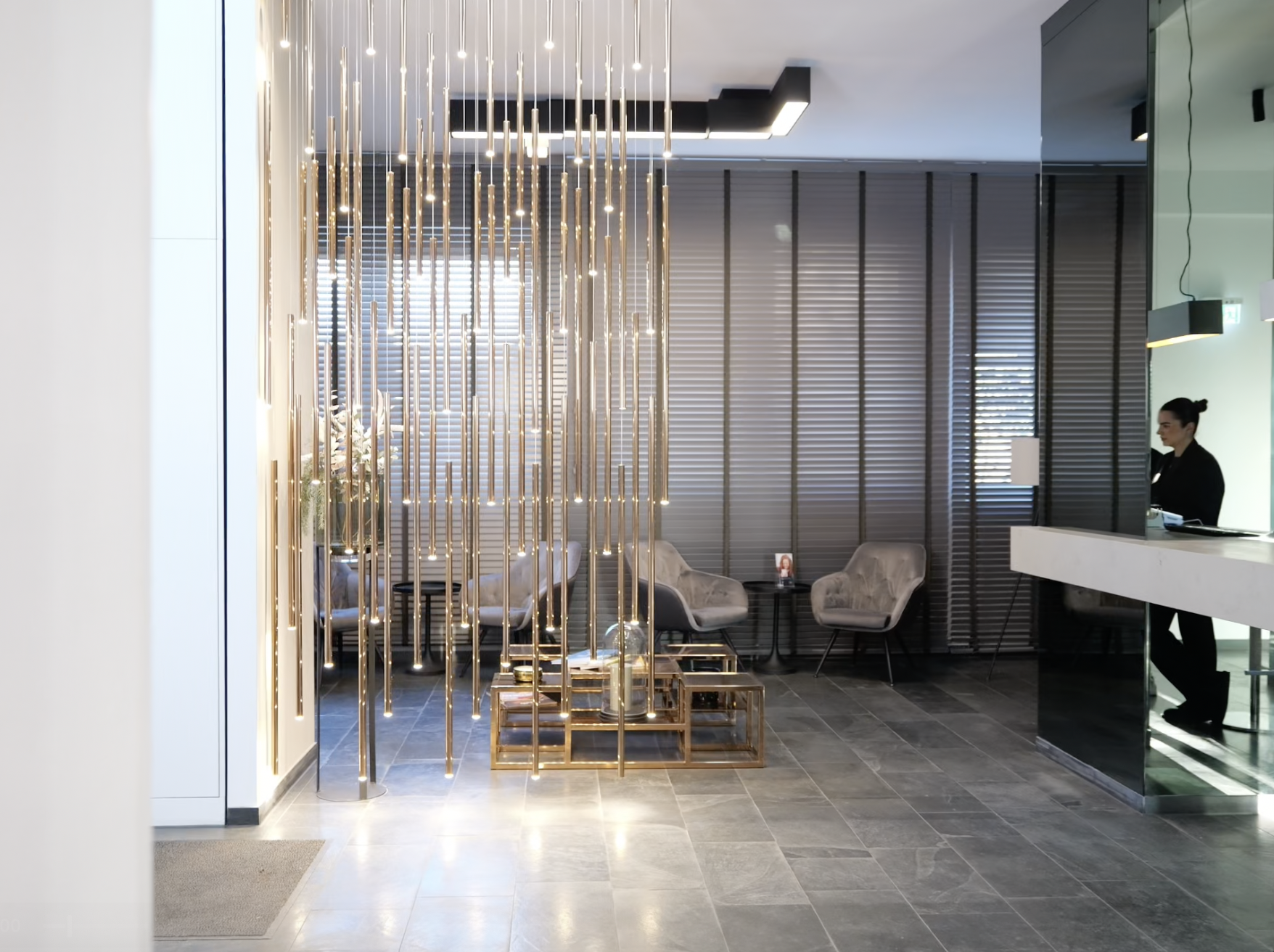 Moderne Zahnarztpraxis in Berlin-Steglitz – umfassende zahnmedizinische Leistungen | Modern dental clinic in Berlin Steglitz offering comprehensive dental services
Zahnzentrum Steglitz