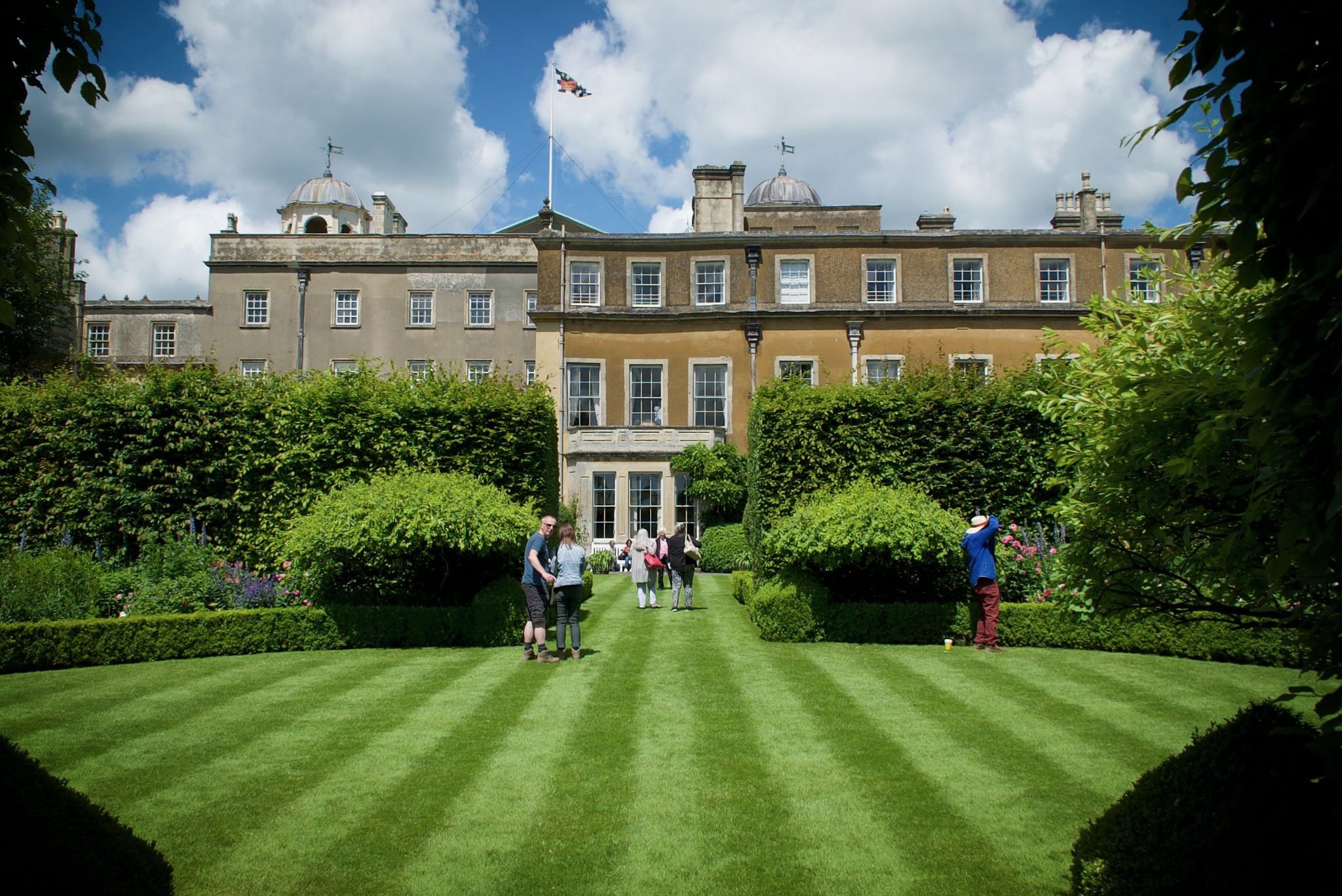 badminton gardens.jpeg