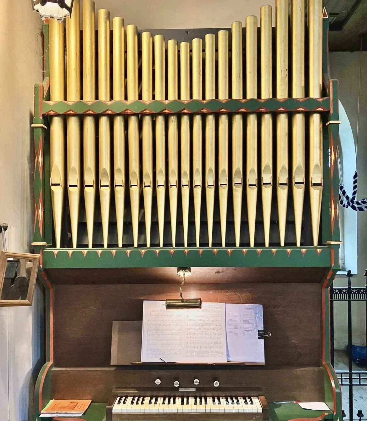 great witcombe organist.JPG