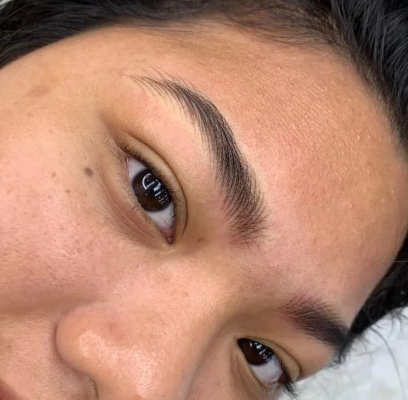 Uradiant's signature elegant brow design with crips hair stoke in Paddington NSW