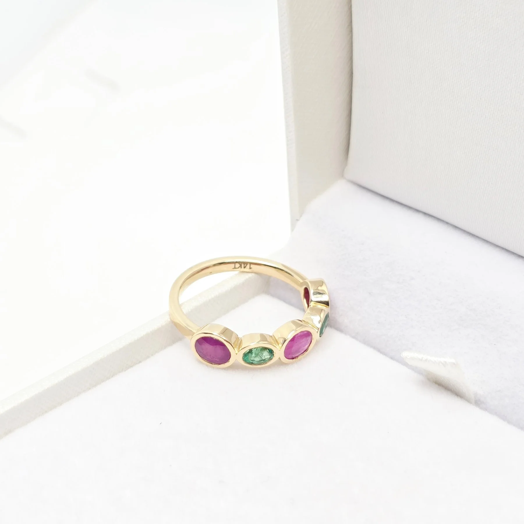 1.71 mixed gemstones ring yellow gold (10).jpg