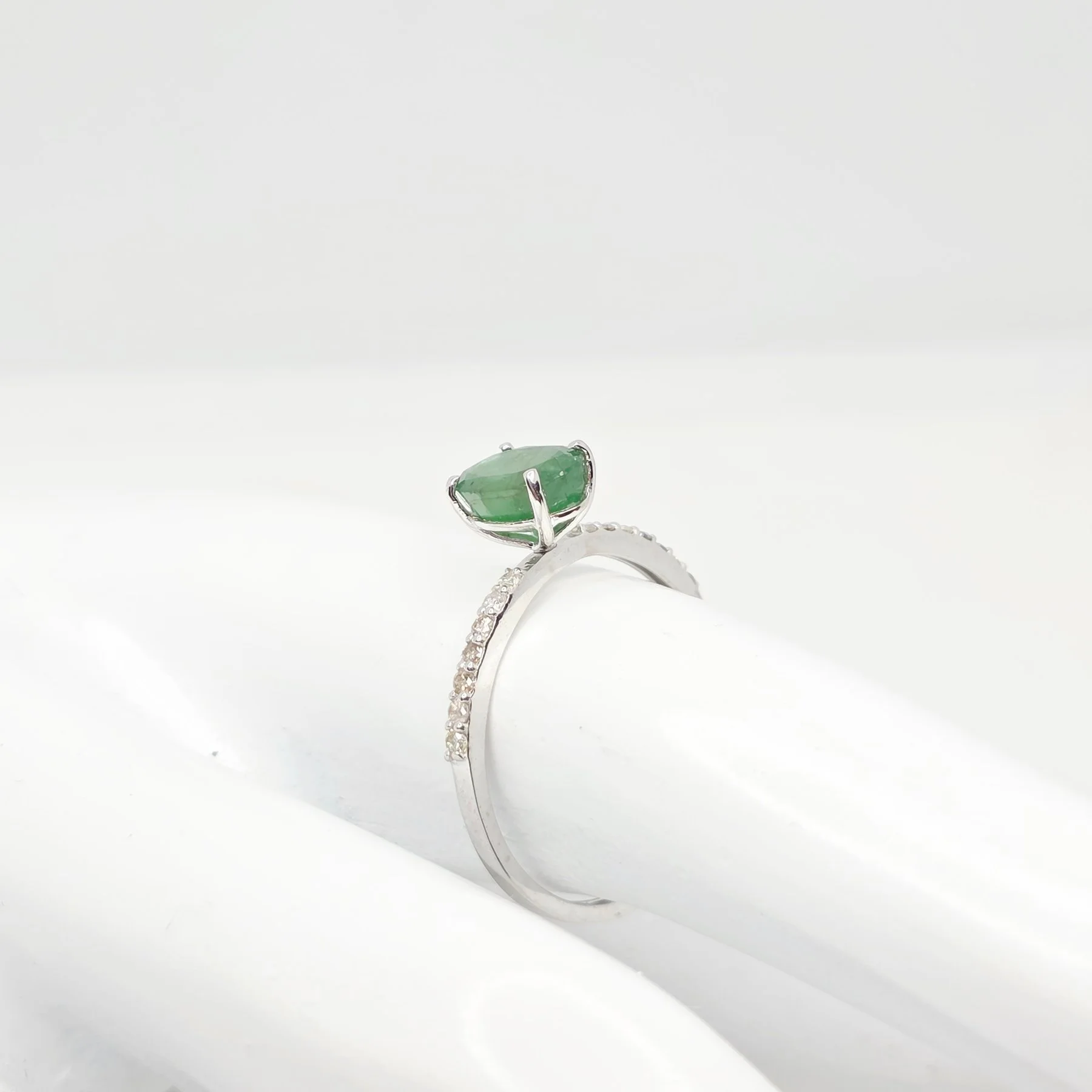 R 1.21 white emerald 7.jpg