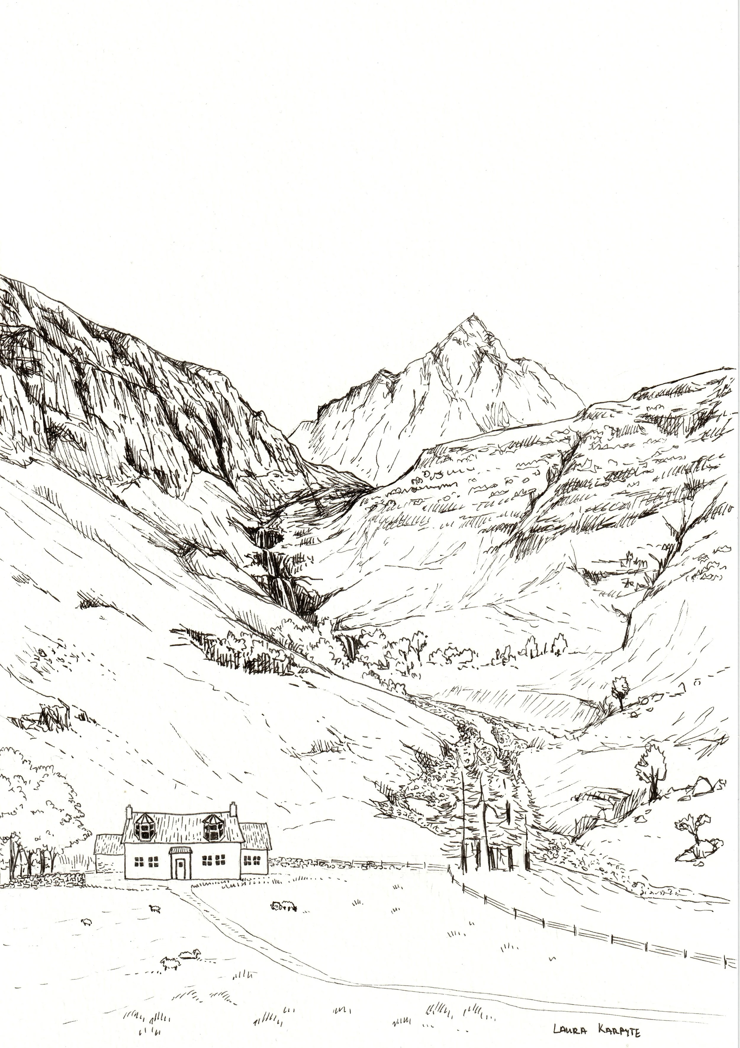 Achtriochtan hut.jpg