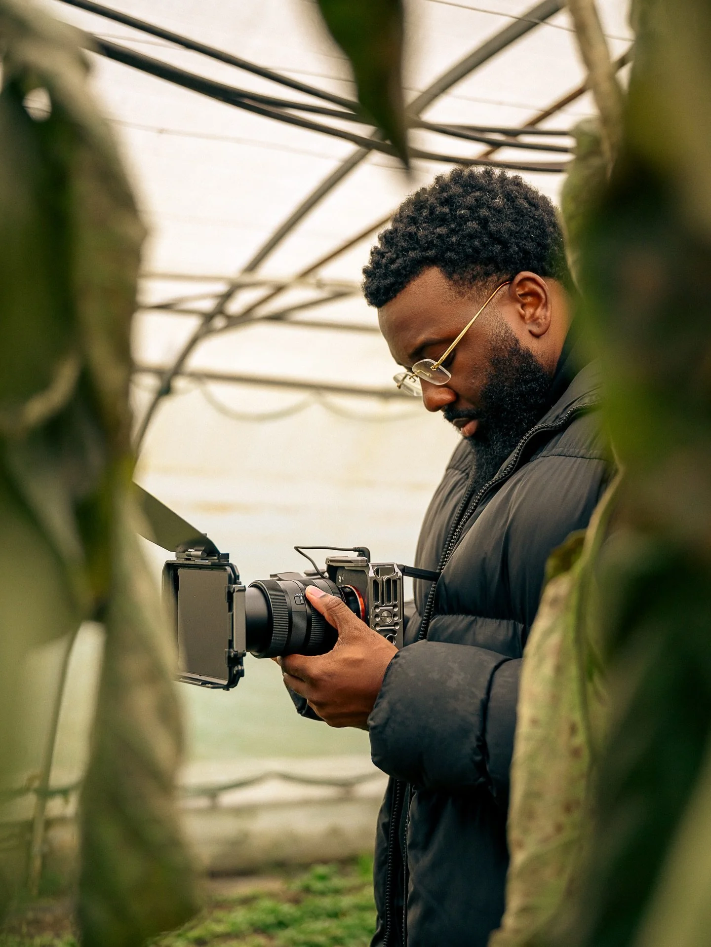 2025 been wild. December&rsquo;s fully booked. Catch me in 2026 🎥✨

📸 by @indiabk_photography 

#blessed