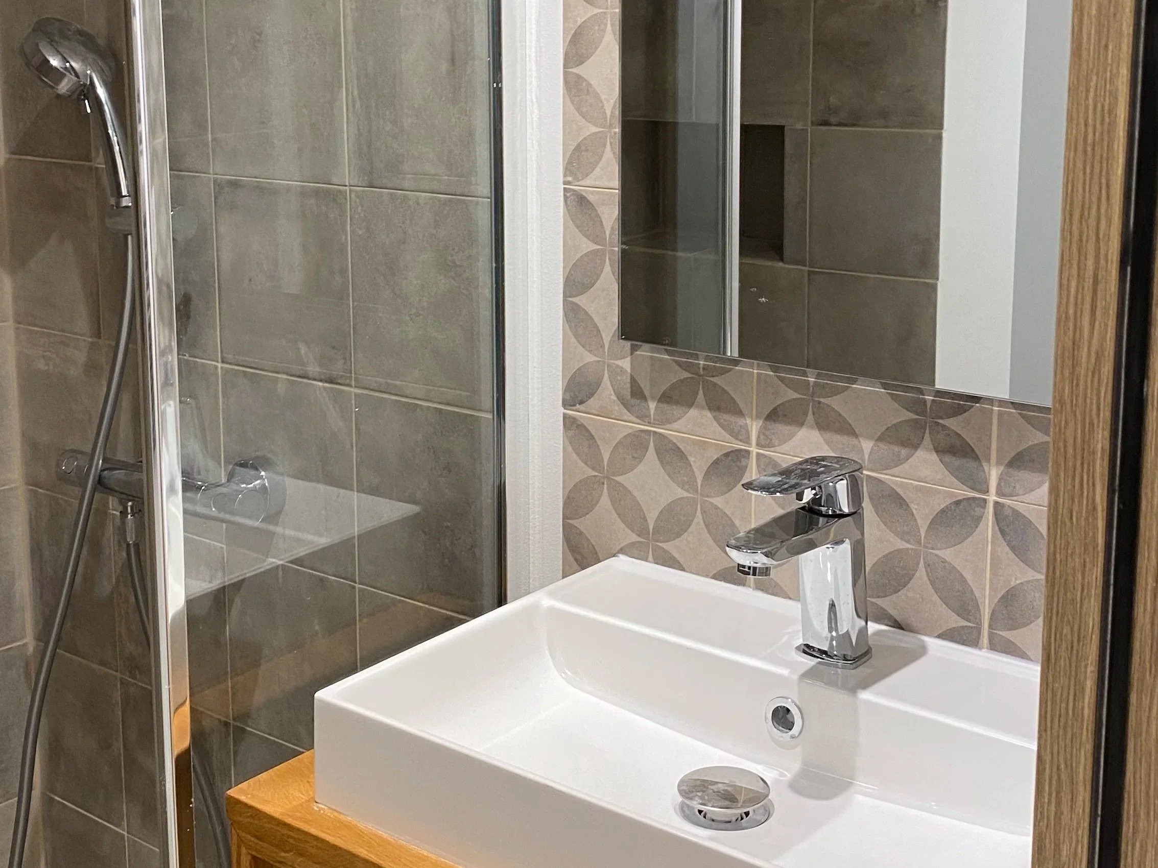 architecte-intérieur-haute-savoie- chatel-rénovation-salle de bain 