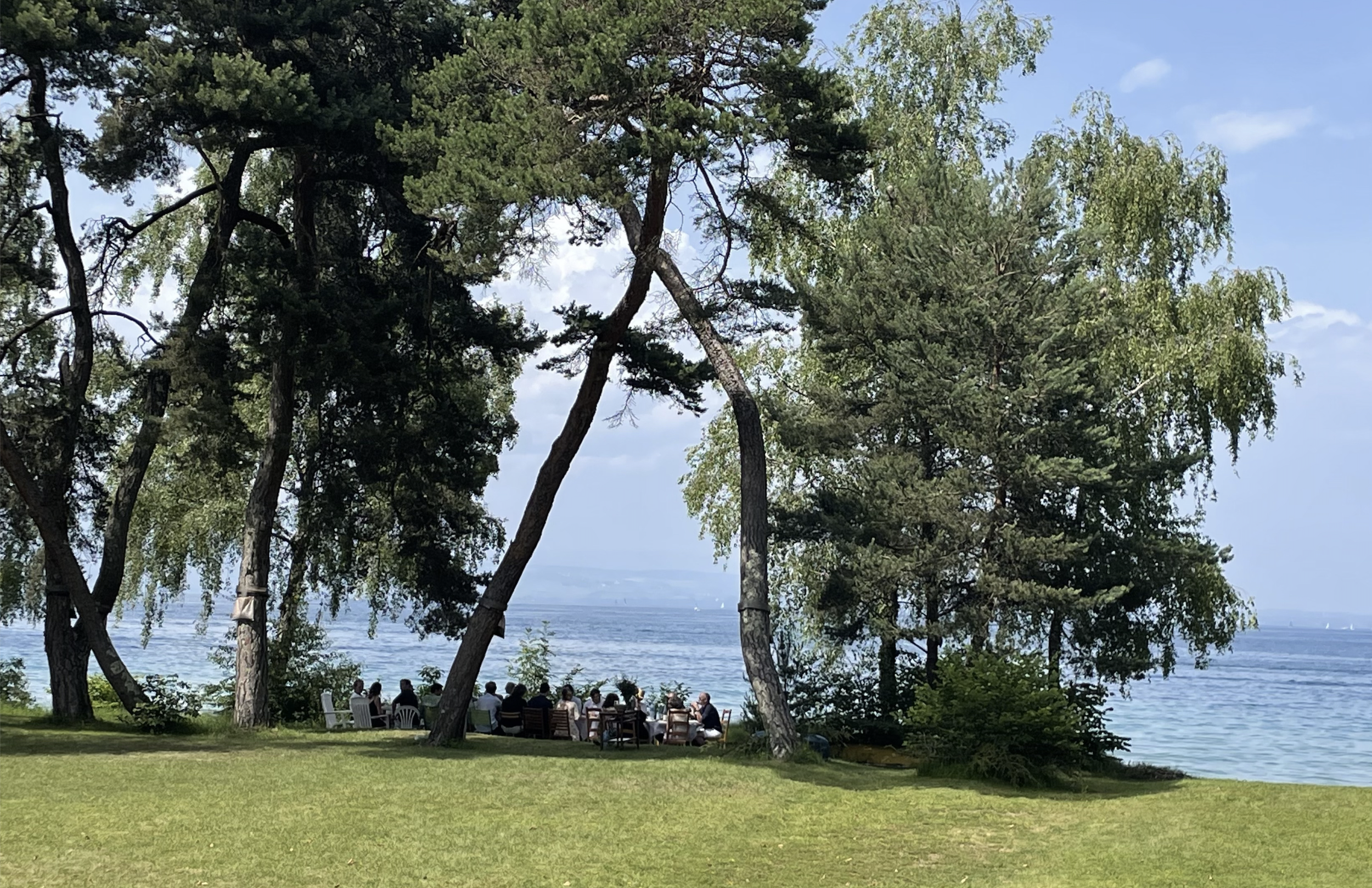 Repenser l'habitat au bord du Léman sans tout reconstruire.  L'art d'agrandir et d'optimiser les espaces.