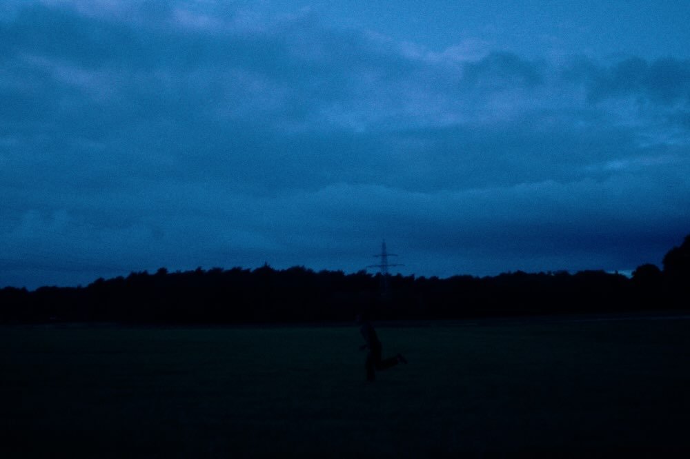 Mocht meewerken aan dit geweldige project🤙🏻

Een Paradox Productie

Director - @jesseplum
Creative Direction - @paradoxmanagement
1st AD - @studio.lekkie
Producer - @thijs.schreuders
DOP - @sanderpietersdp
1st AC - @tristanadelaar
Steadicam Operato