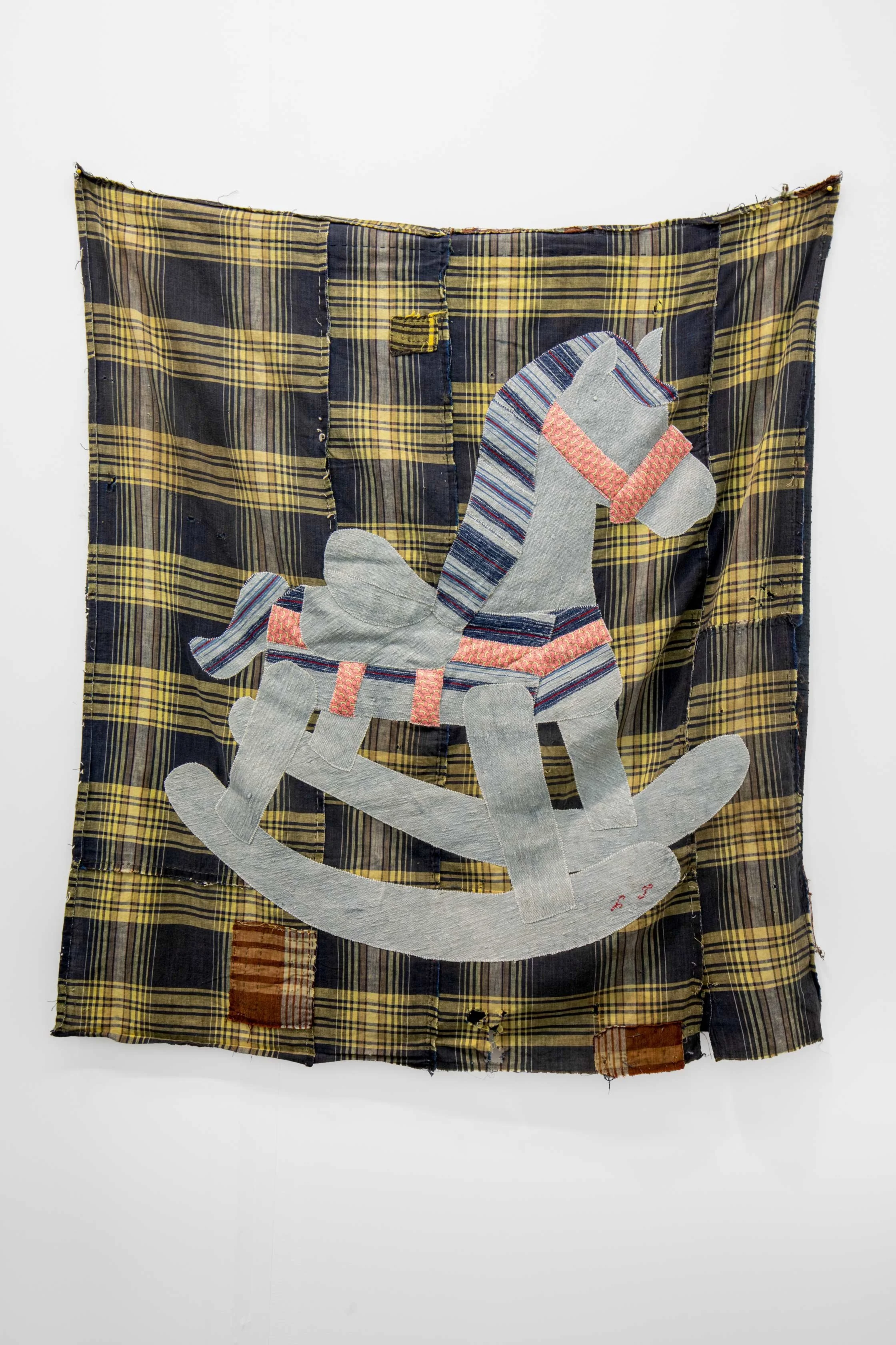 Joachim Perez 
Holzträume, 2026
Vintage german and japanese appliqué,
white cotton thread
103 x 93 cm

5'500€